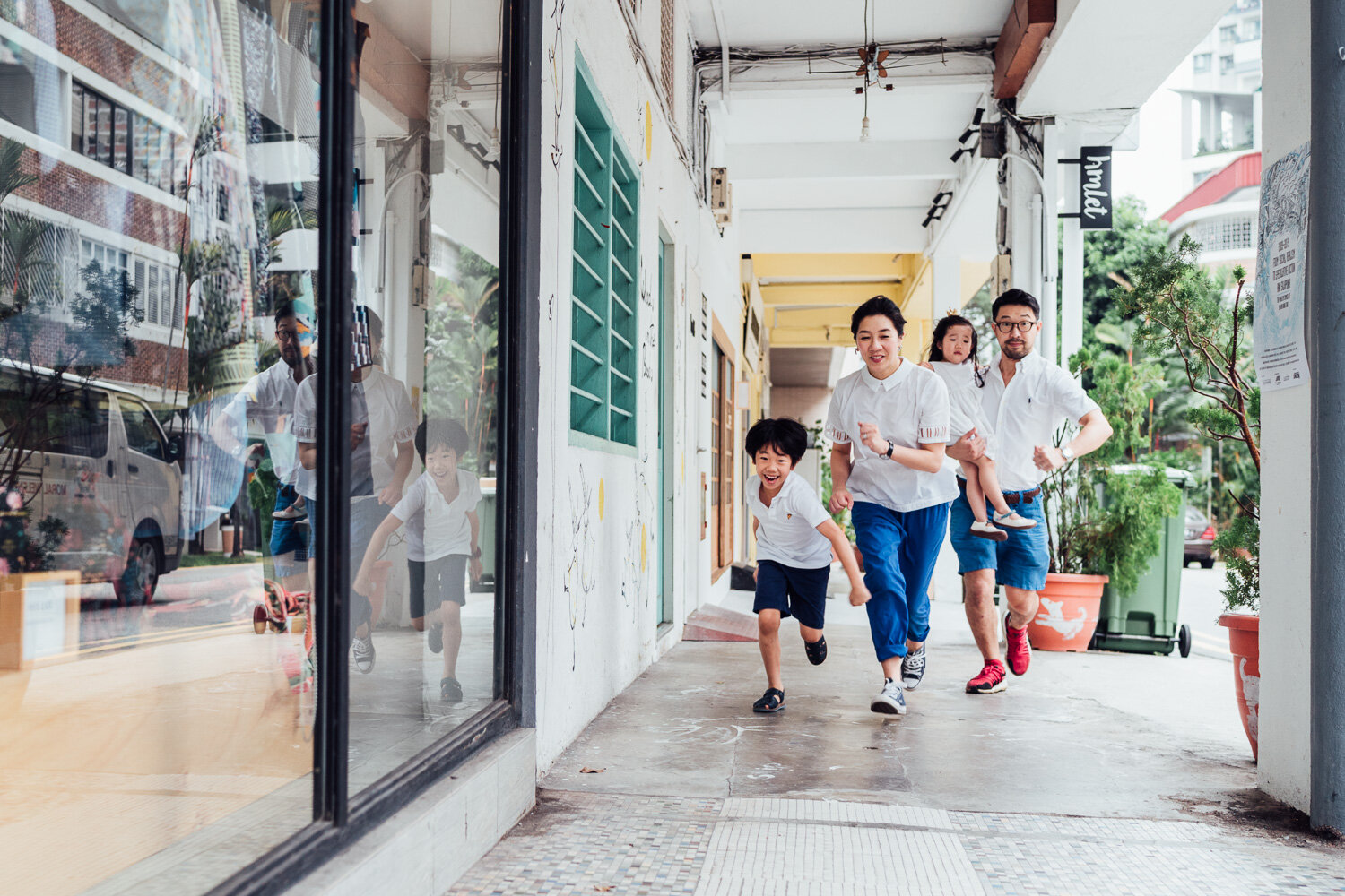 Kwongs 2019 Red Bus Photography Singapore Family Photographer-16.jpg