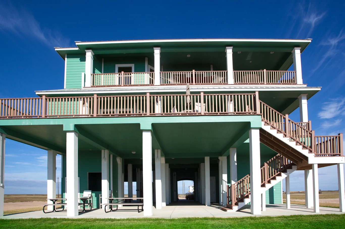 exterior1_web.jpg