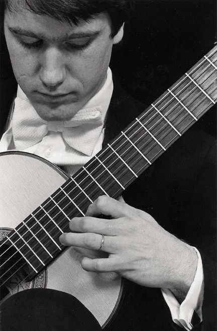 humphrey-guitar.jpg