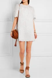 French designer Isabel Marant captures this trend for spring/summer.