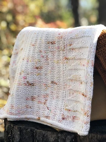 I used Hedgehog Fibres Sporty Merino for the single loop sample. You can purchase this yarn from the YarnScout . Sharyn’s made the cutest love and peace pin that you can only get with the yarn during Project Peace… 20% of all sales are donated to Knitters 4 Peace.