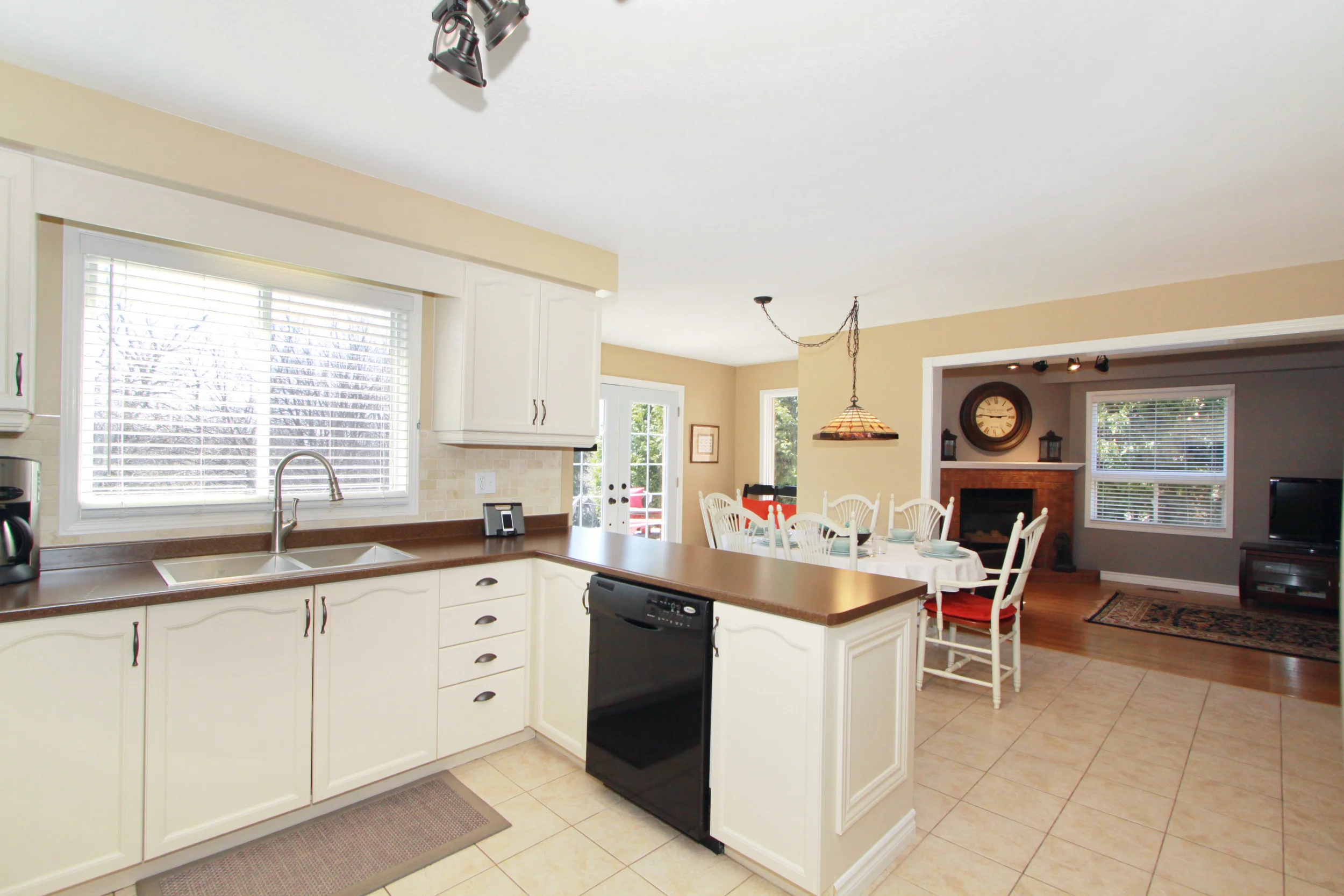 kitch (1) - Copy.jpg