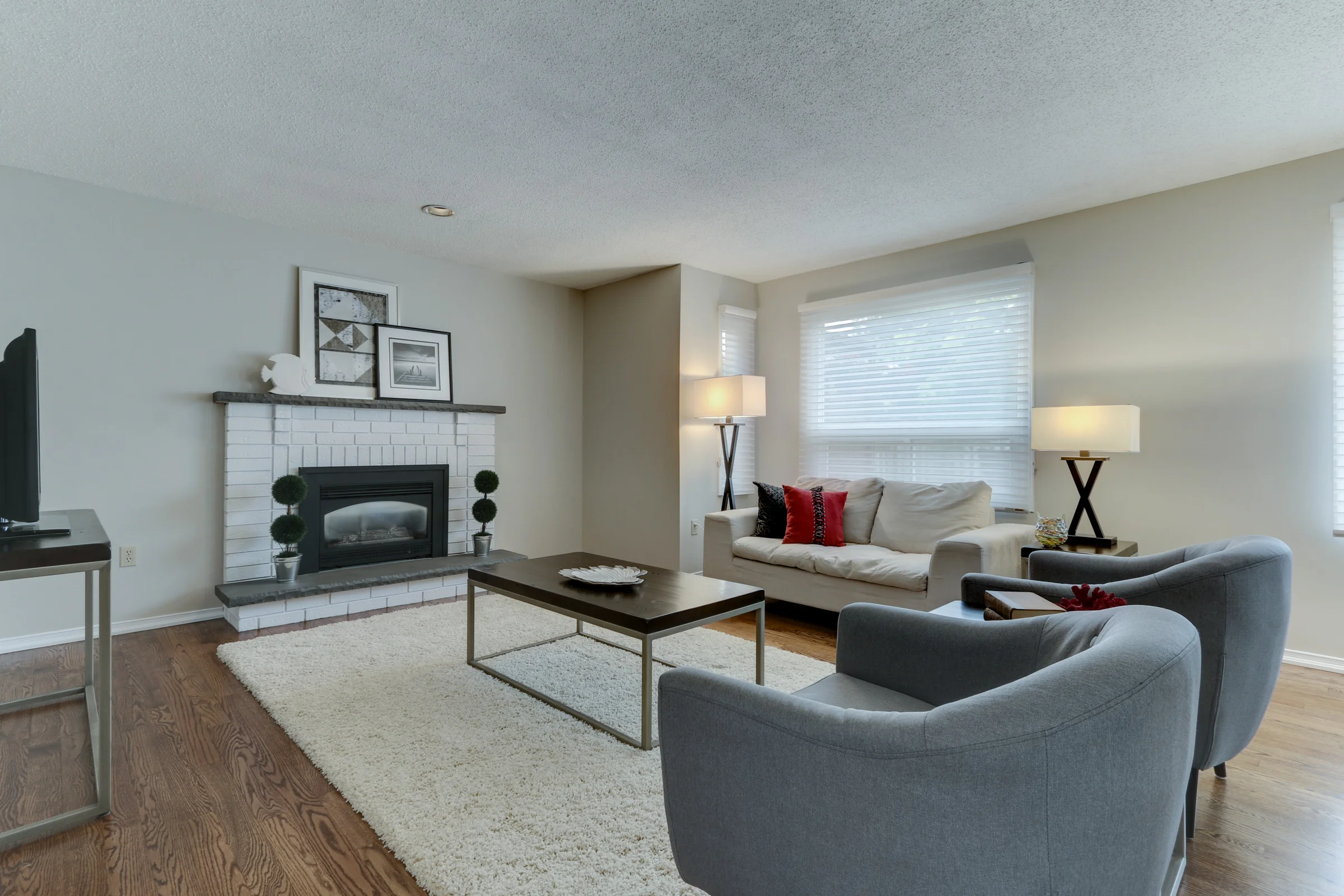64 Silverbirch Pl-31.jpg
