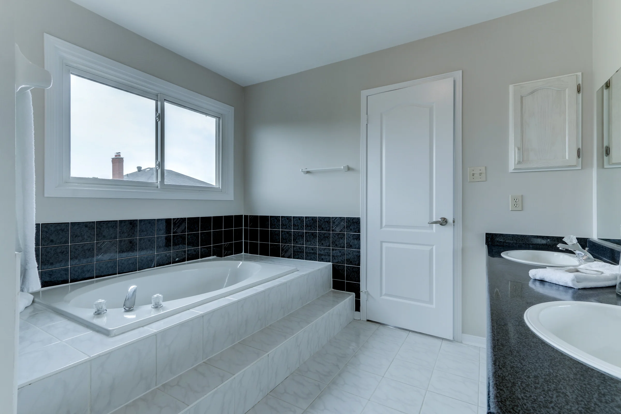 64 Silverbirch Pl-56.jpg