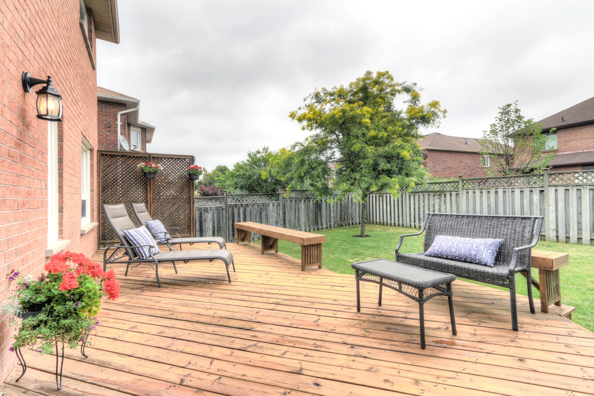 64 Silverbirch Pl-15.jpg
