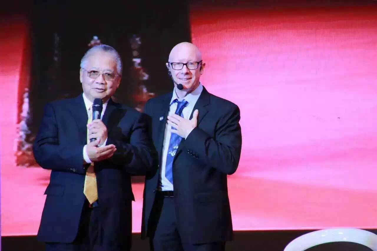 I met valent lee over 15 years ago and he has been a friend and colleague since. I was honored to speak at his conference and attend his birthday party. over 1000 people came to celebrate him!.