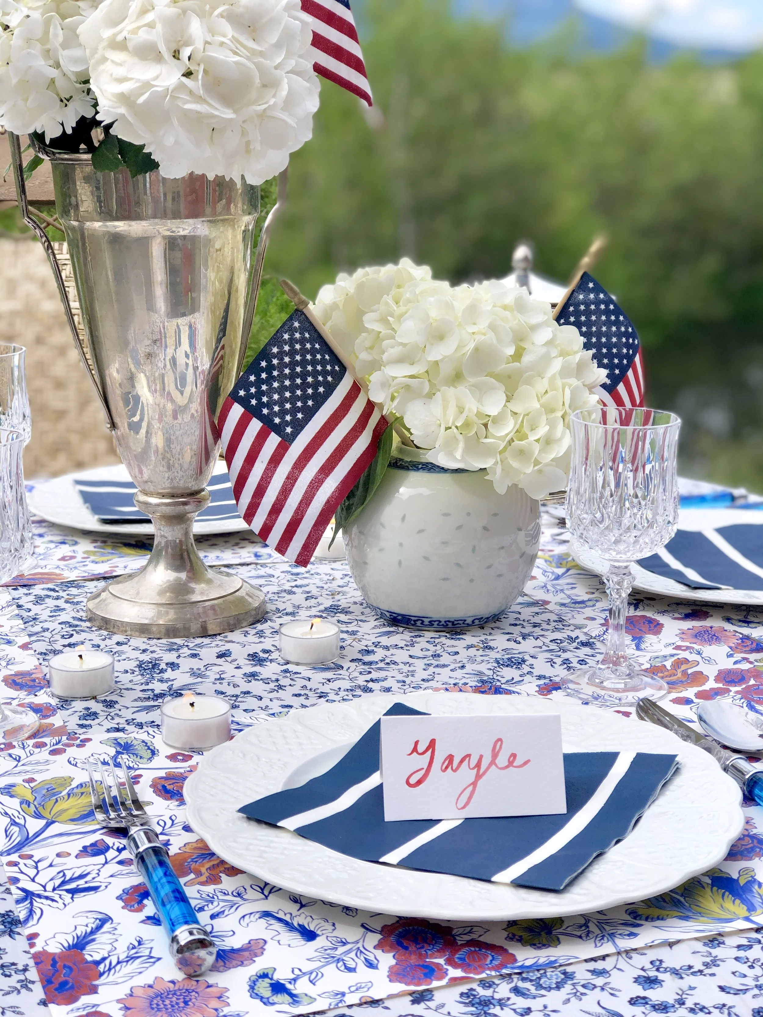 Lacelliese King Tablescape Tips