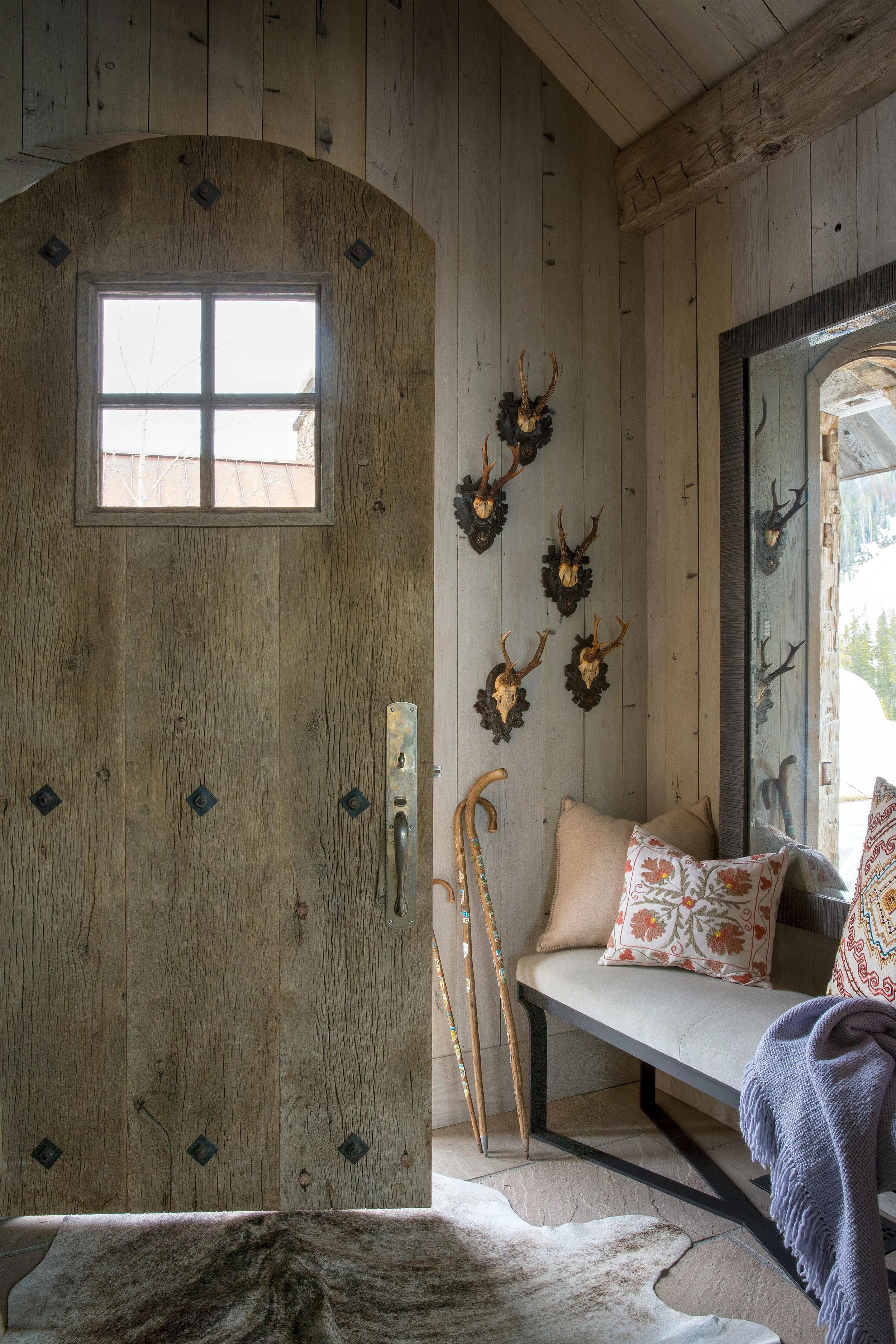 PLAYING FAVORITES: NATURAL ELEGANCE WITH RUSH JENKINS