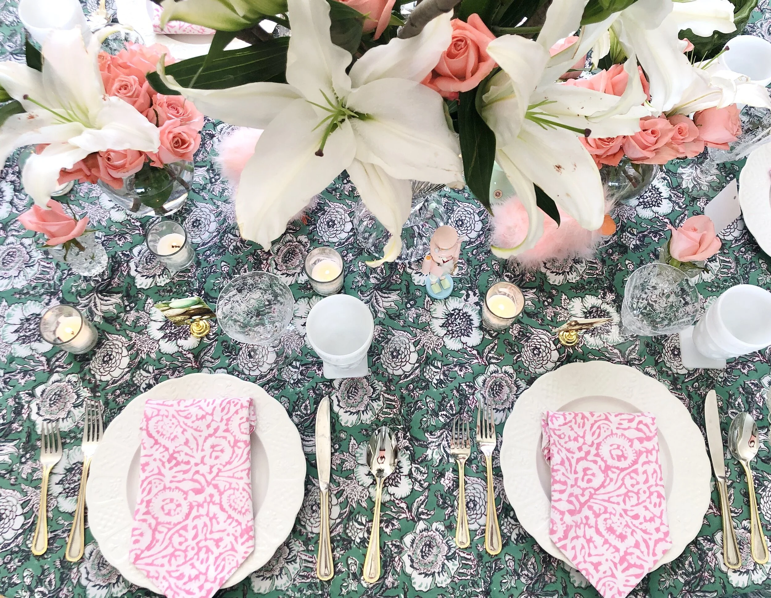 A SPRING TABLESCAPE WHERE IT'S OK TO SPILL... FAMILY SECRETS