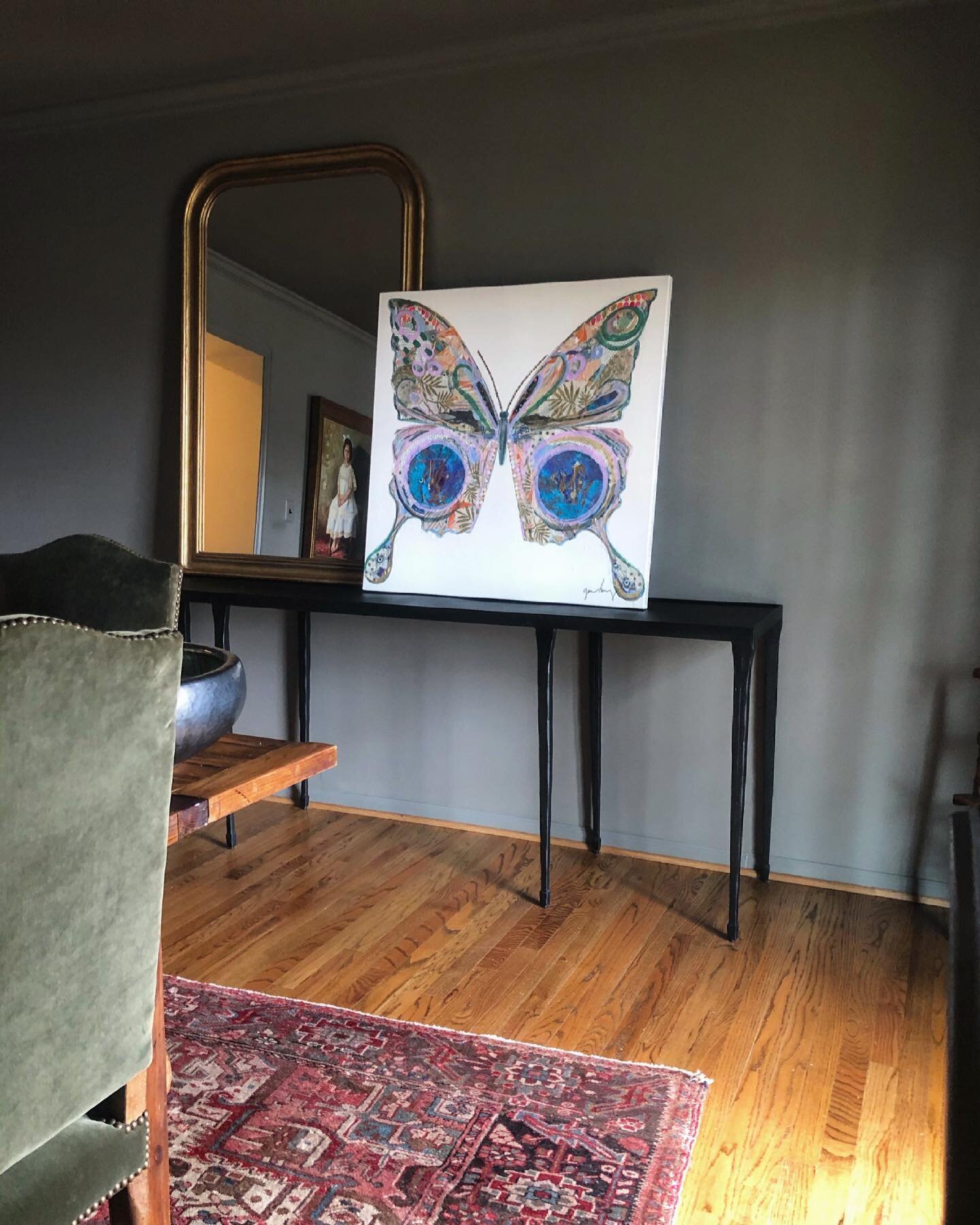 We loved this butterfly against this dark wall&hearts;️
So happy she&rsquo;s found a home.
.
I&rsquo;ll be sharing available butterflies in my stories throughout the day beginning at 8am if you&rsquo;re looking ... stay tuned🦋
.
Once this series is 