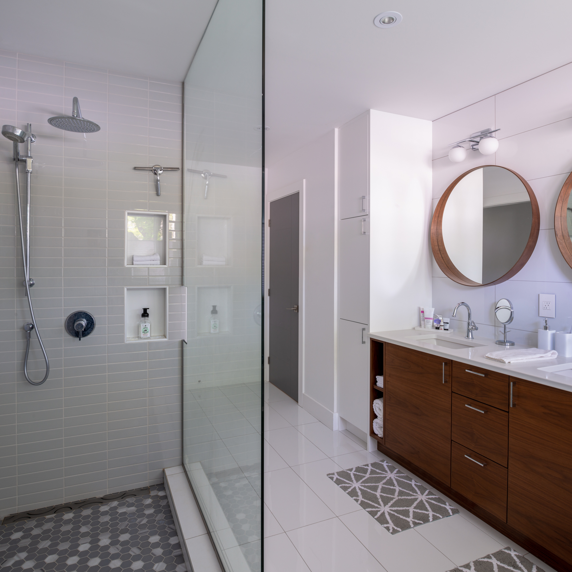 CRICHTON PARK RENO BATHROOM SHOWER VIEW.jpg