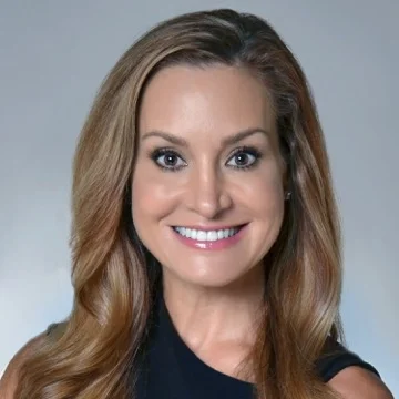 Davis P Head Shot.jpg