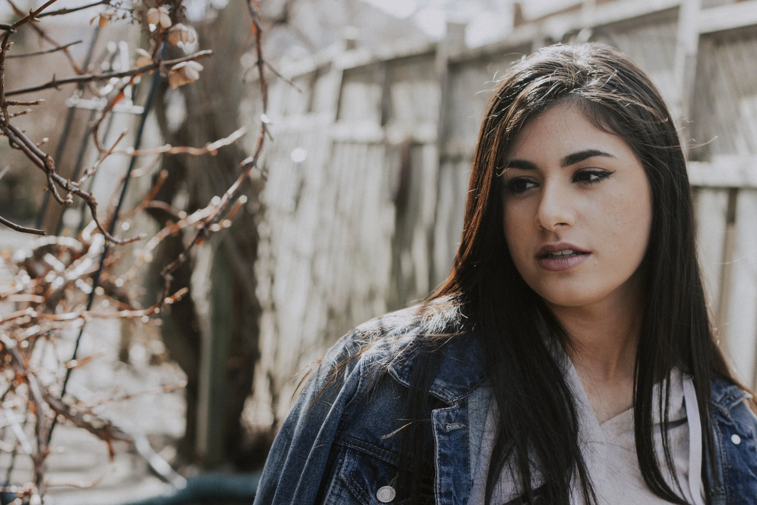 Spring Inspired Backyard Portrait Shoot