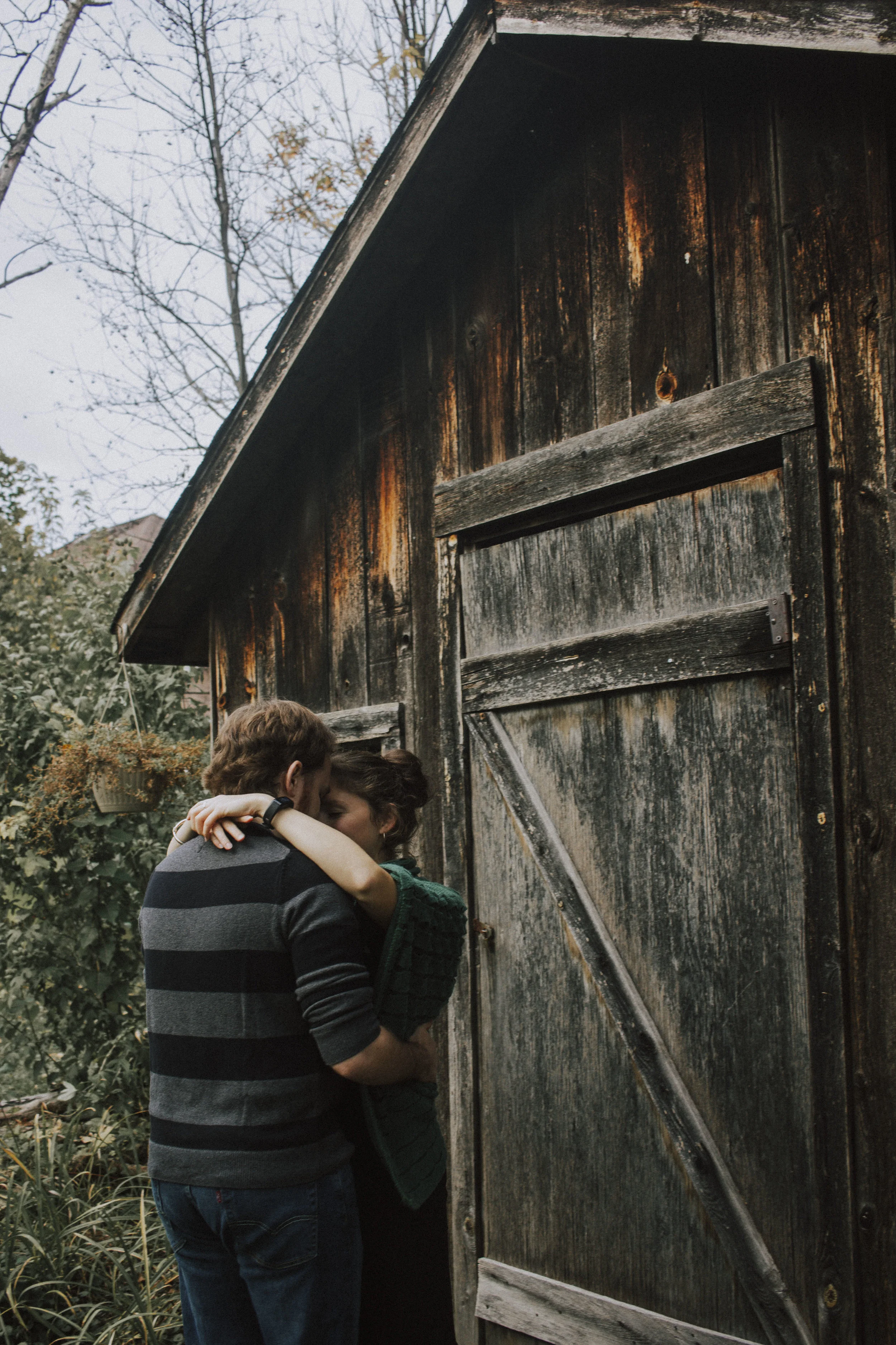 Kaitlin and Brad's Fall Inspired Backyard Shoot