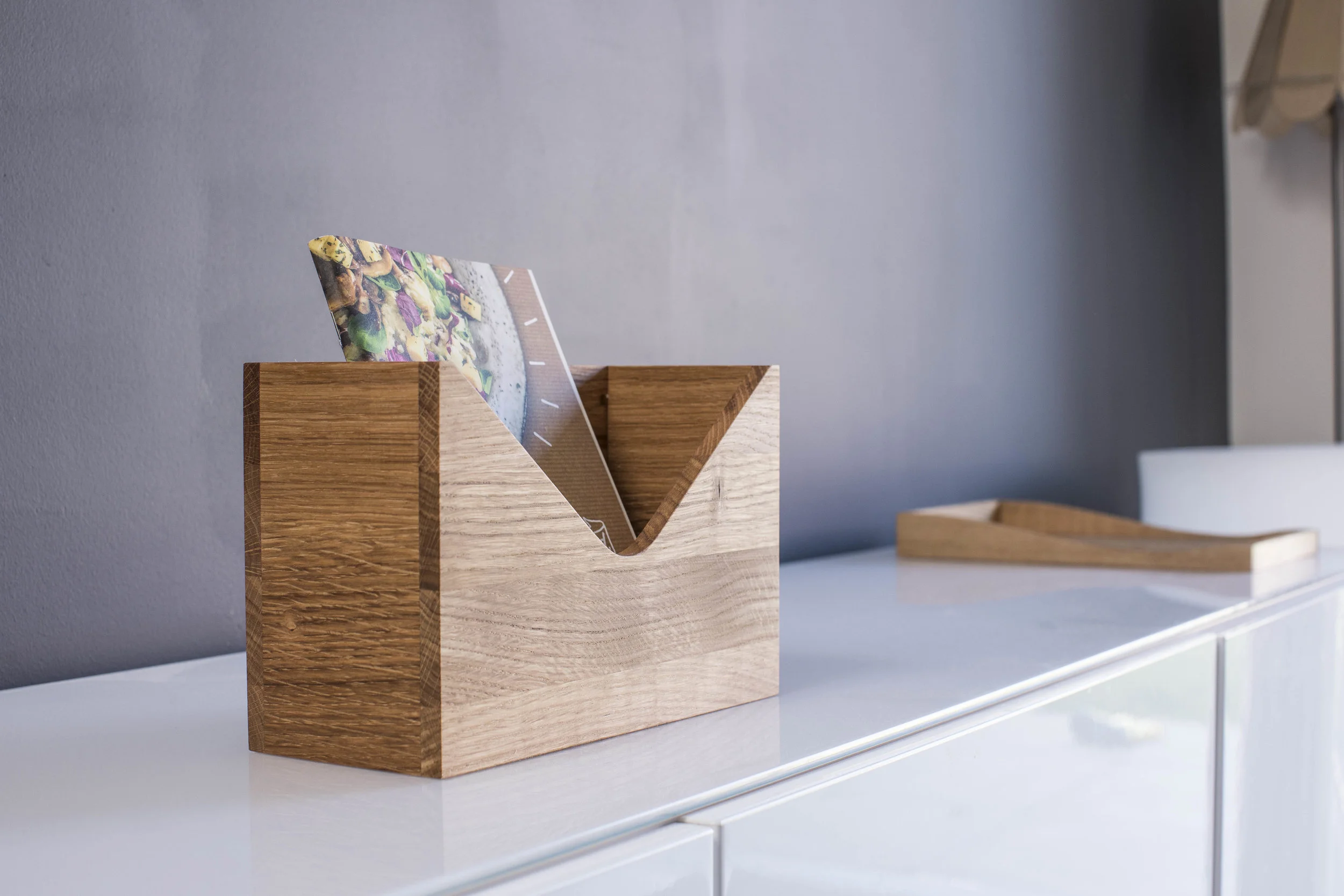 Thank you Simon Jarratt (sjfolio.com) for all your hard work, positivity and creative energy today. It was a brilliant photo shoot and you have made Earthome's personalised oak gifts, furniture and limited edition artwork look amazing.