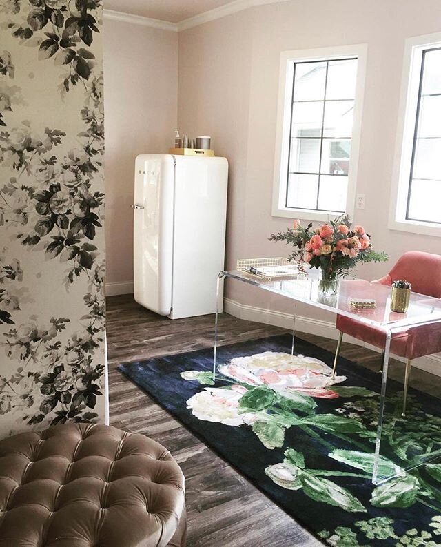Shop COVID-19 updates, Nashville and San Diego are reopened under new rules and guidelines. Seattle, King County entered into Phase 1.5 today allowing retail to reopen 🥳 but customers can only remain in store for 30 minutes so that&rsquo;s quite the