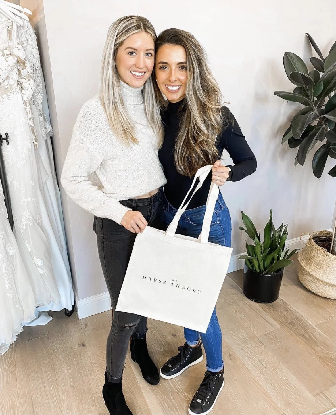 Nashville Home Page — The Dress Theory