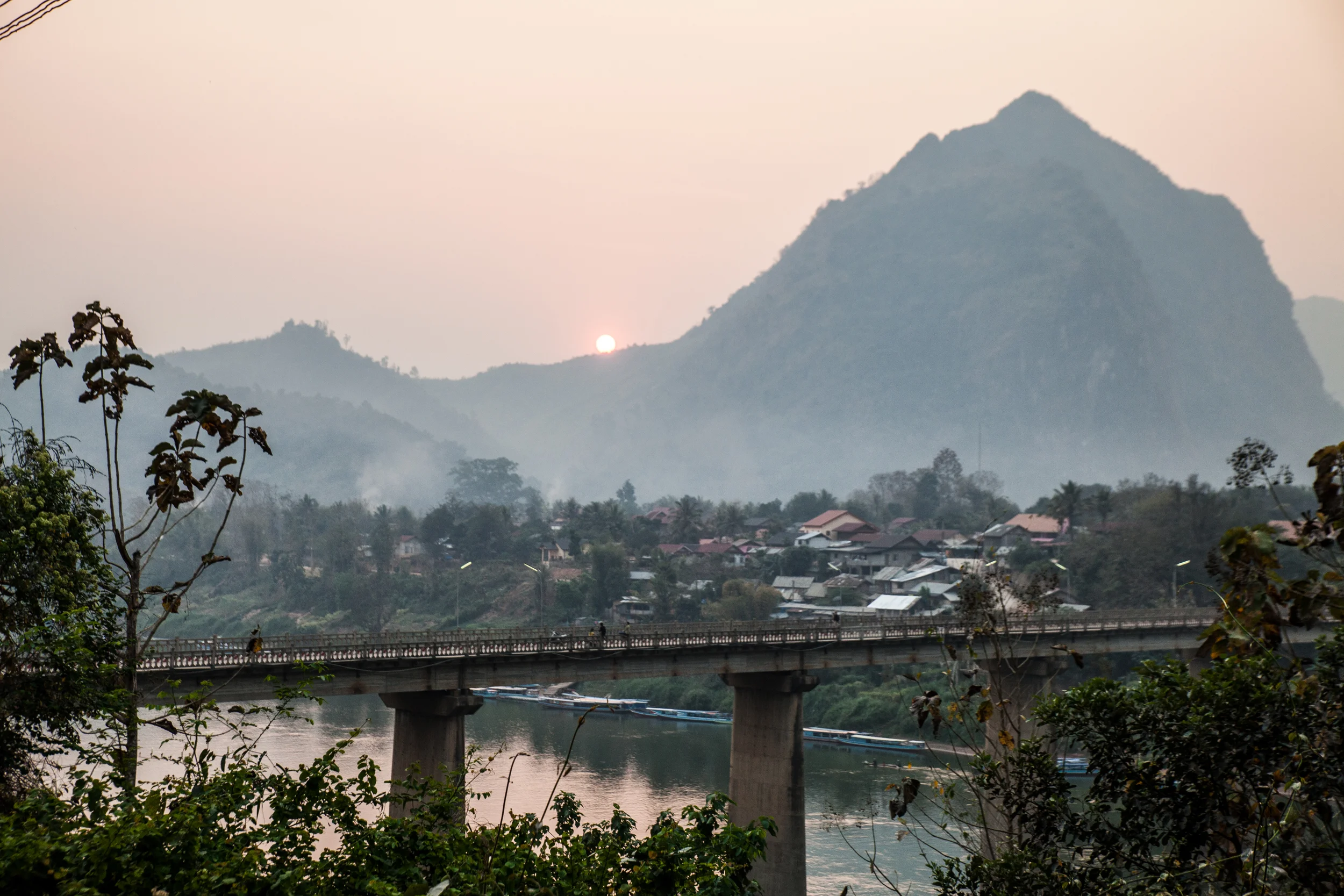 Nong Khiaw