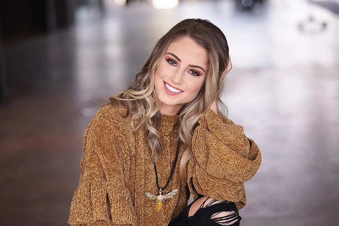 SAN ANTONIO SENIOR PORTRAITS 3A8368.jpg