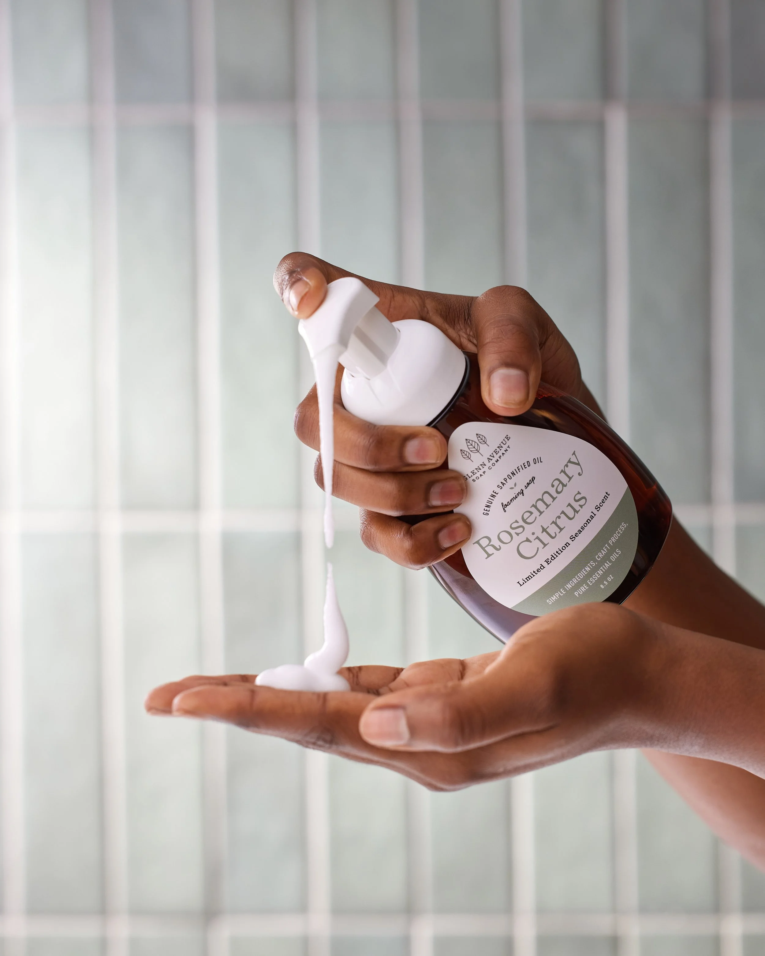 GASC2024_PDP_foaming_RosemaryCitrus_0315_0161 copy.jpg