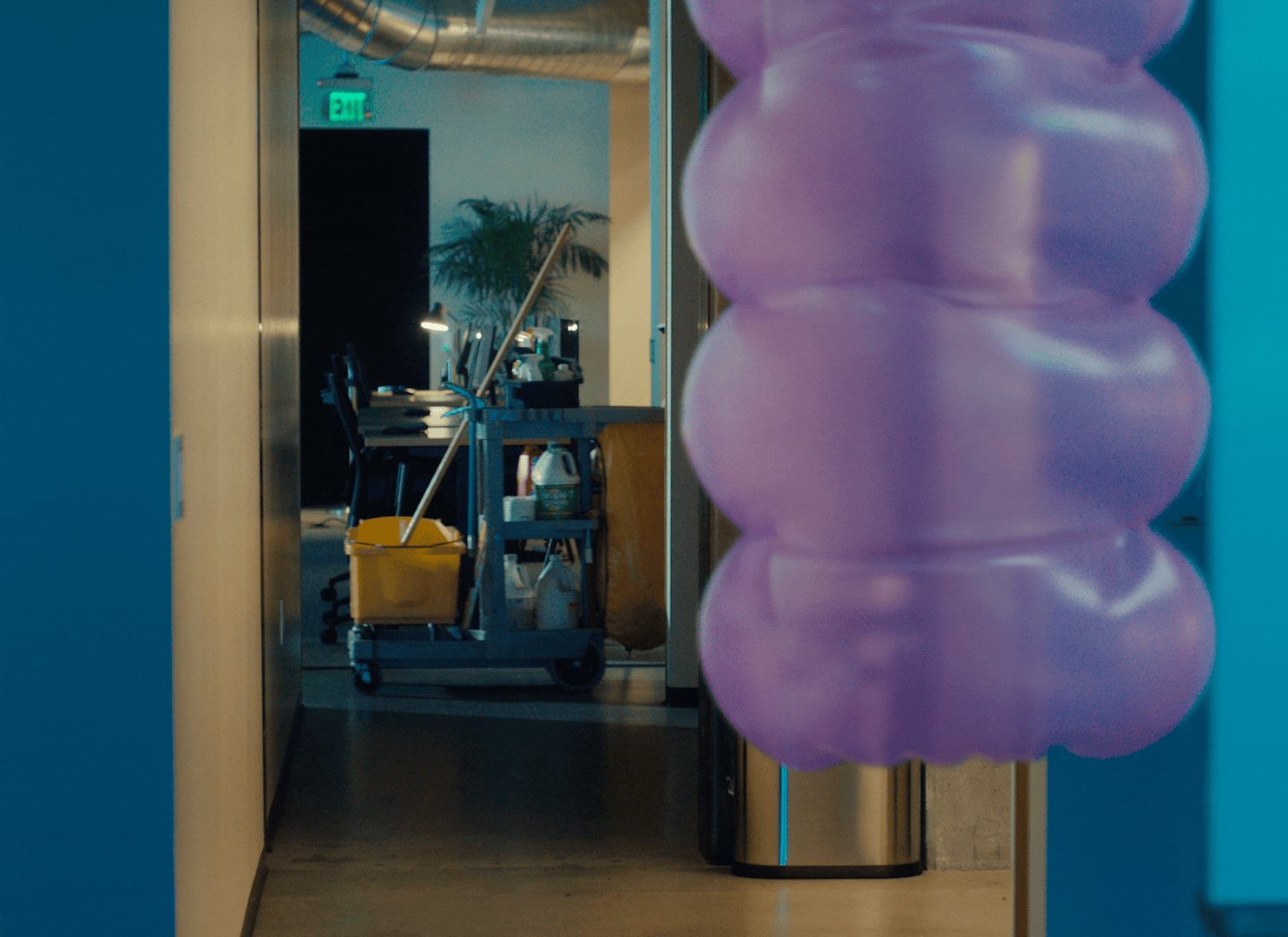 ploy_hero_4x3_v34_prores.gif