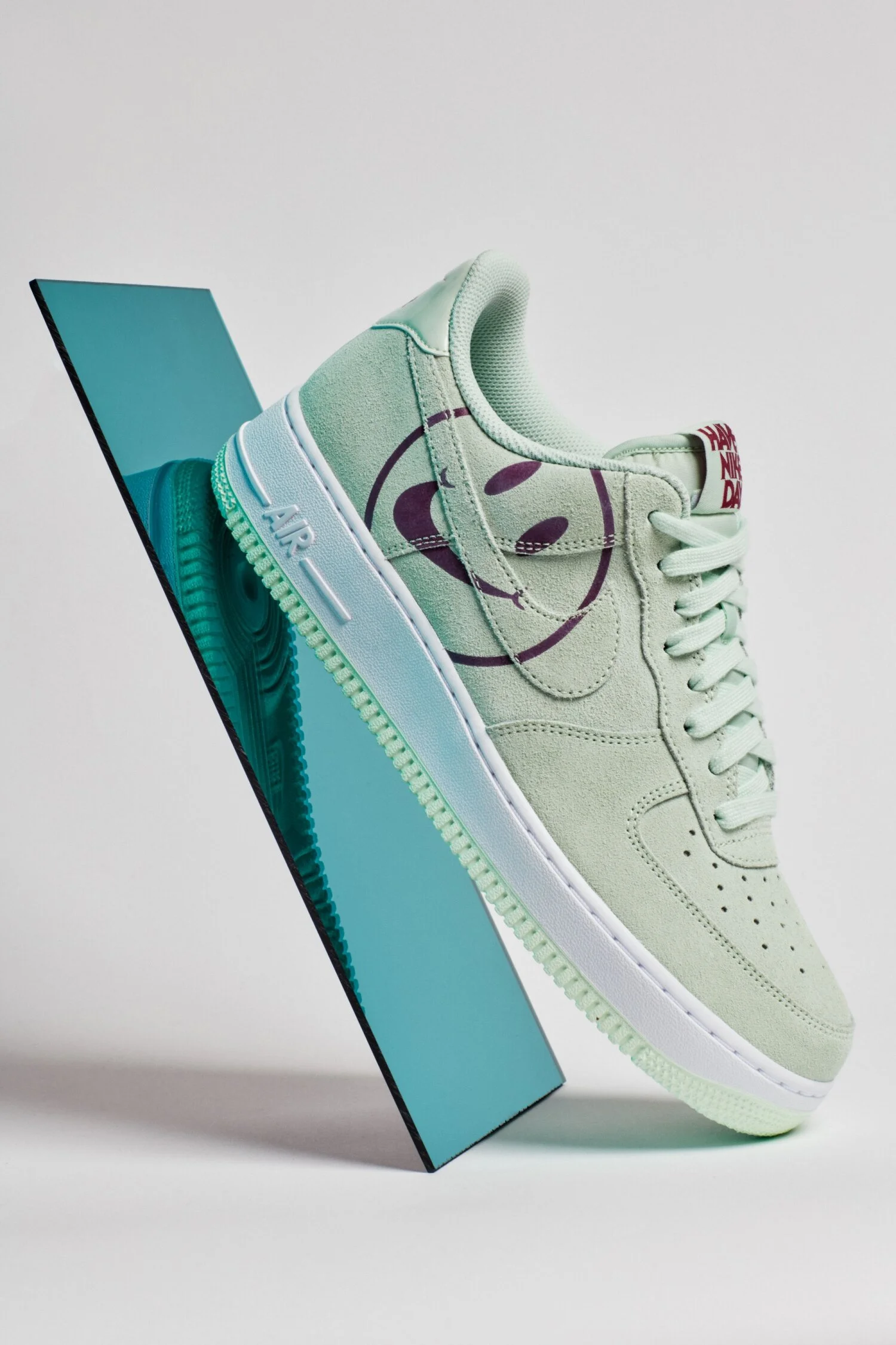 9081_Xe4l2I_++190308_footaction_nikeairmax19_stills_791-v1.jpg