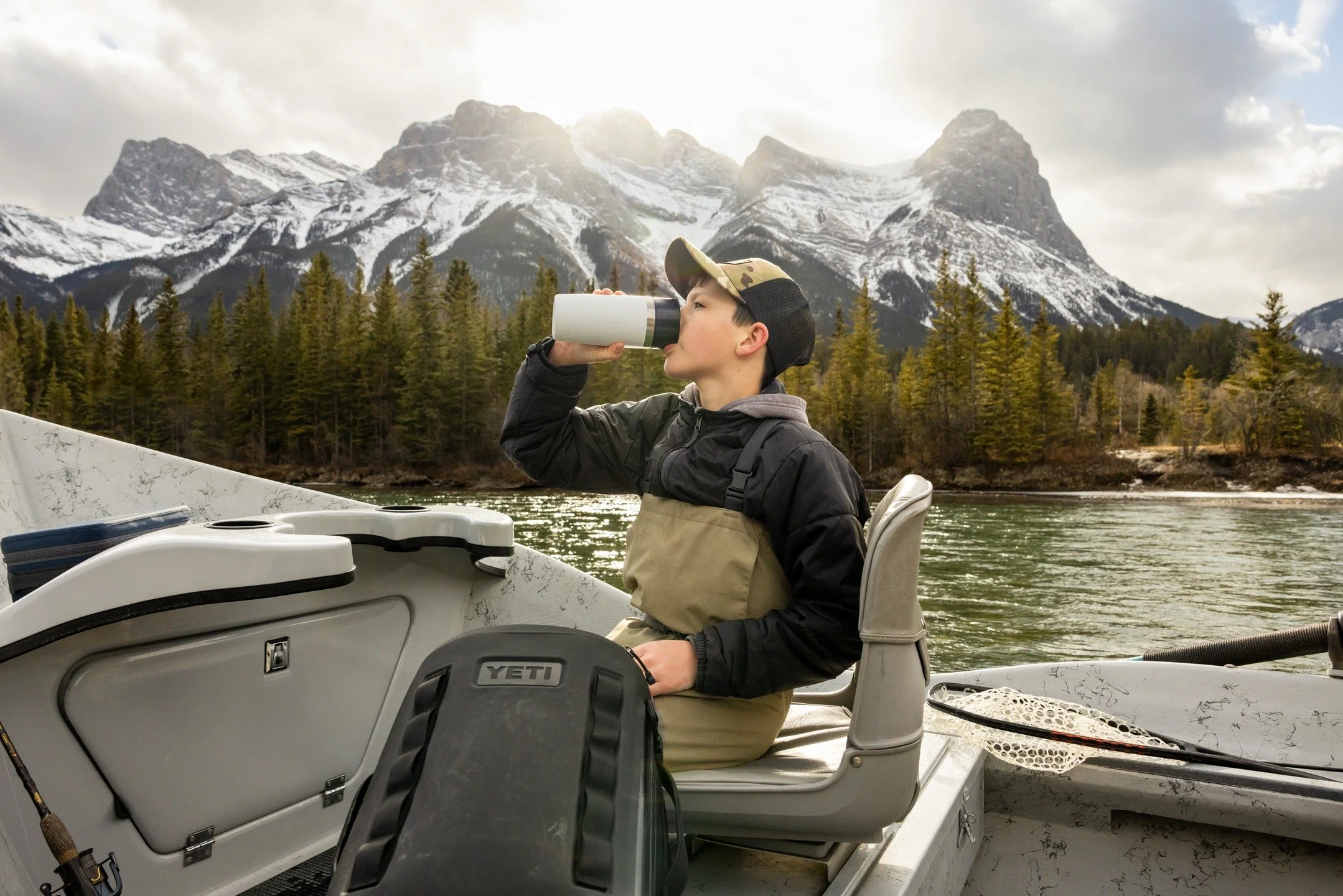 New work with @yeti! 

We spent this one floating amongst the mountains with the awesome family behind @canmorefishingadventures .

Each shoot with Yeti turns into such a great little adventure. Can't wait to share the next one!

See the full campaig