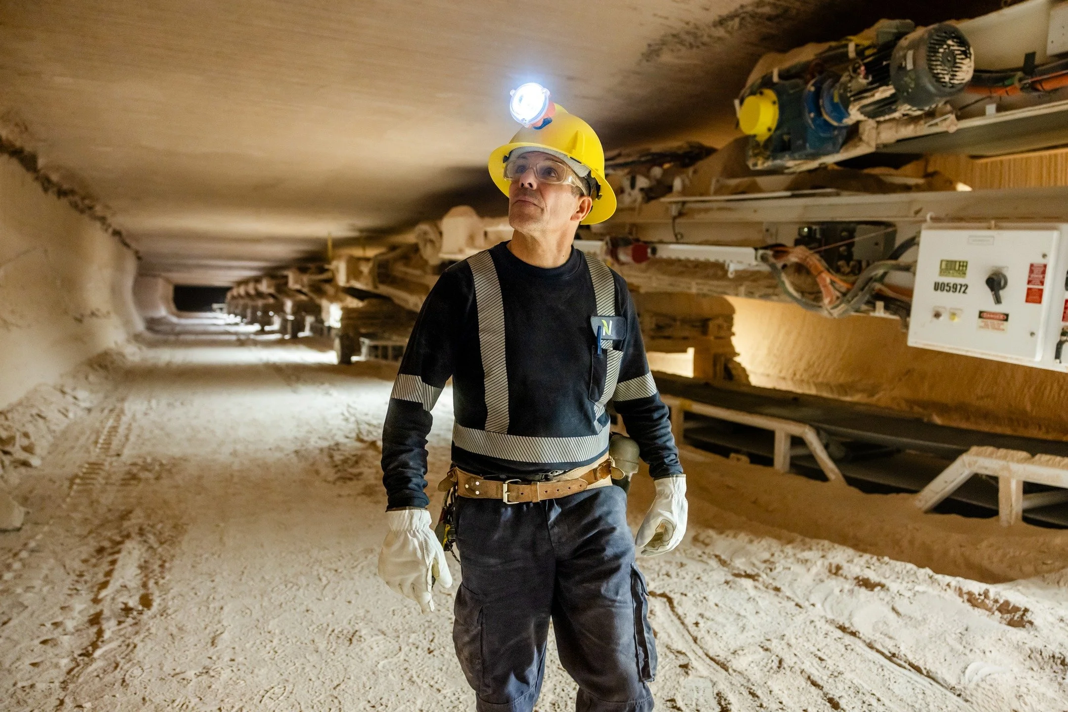 Some new work from a few days in the mines with @prk_story_studio and @nutrienltd !

Never thought I&rsquo;d find myself shooting over a kilometre underground, but what a cool experience!

I'm constantly grateful for the places this job takes me.

Se