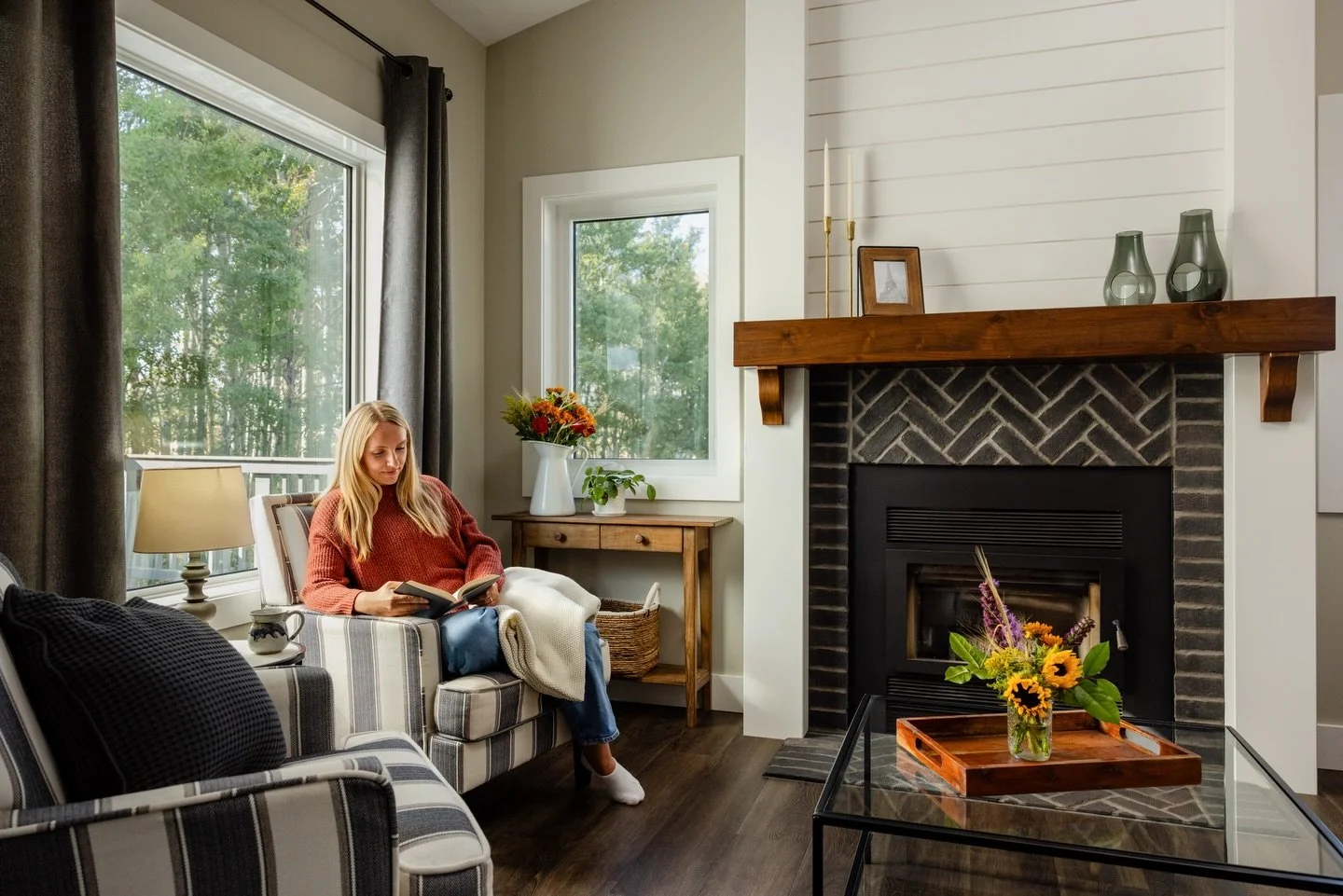 Created some cozy images with @flippadvertising and @jade_homes_rtm a few months back!