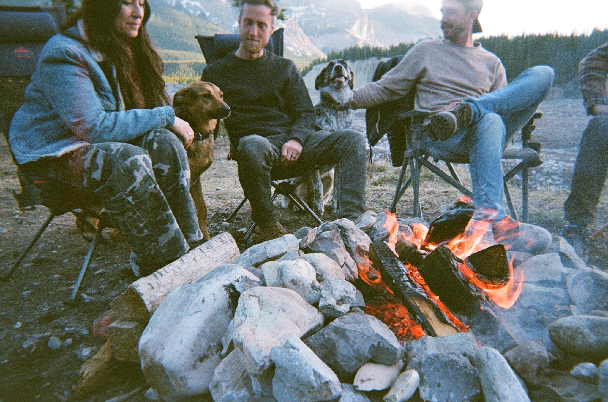 One of the cooler client requests I&rsquo;ve had lately!

@molson asked me to take a disposable camera on my adventures and document what a good time looks like in the Canadian Rockies.

I loved this approach. Shooting campaign images on a disposable