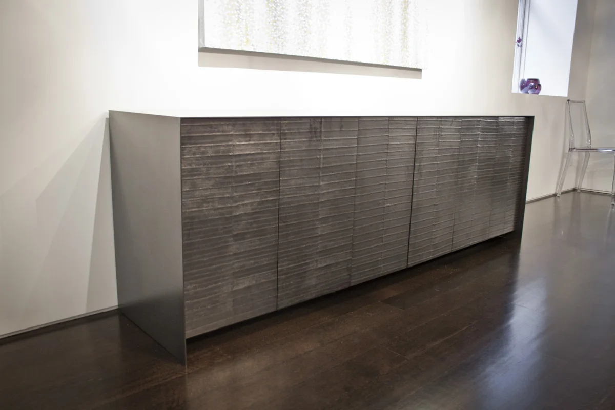 ether_atelier_graphite_eel_skin_black_steel_credenza03.jpg