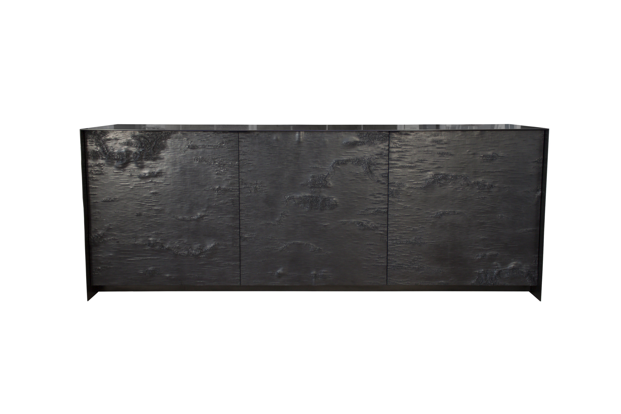 winabojo_birch_bark_graphite_credenza_ether_atelier02.jpg