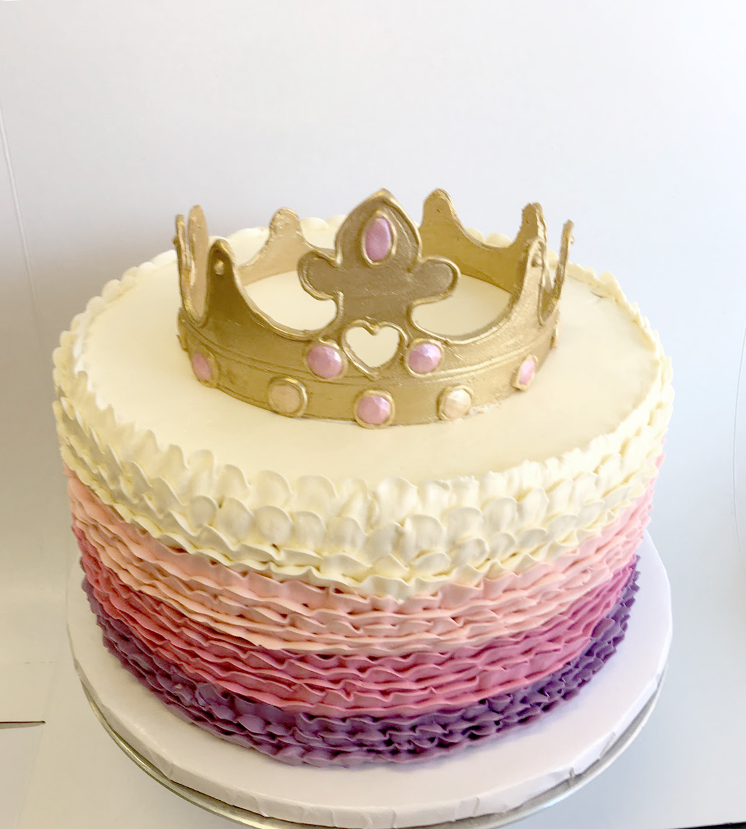 ruffles with fondant crown.jpg