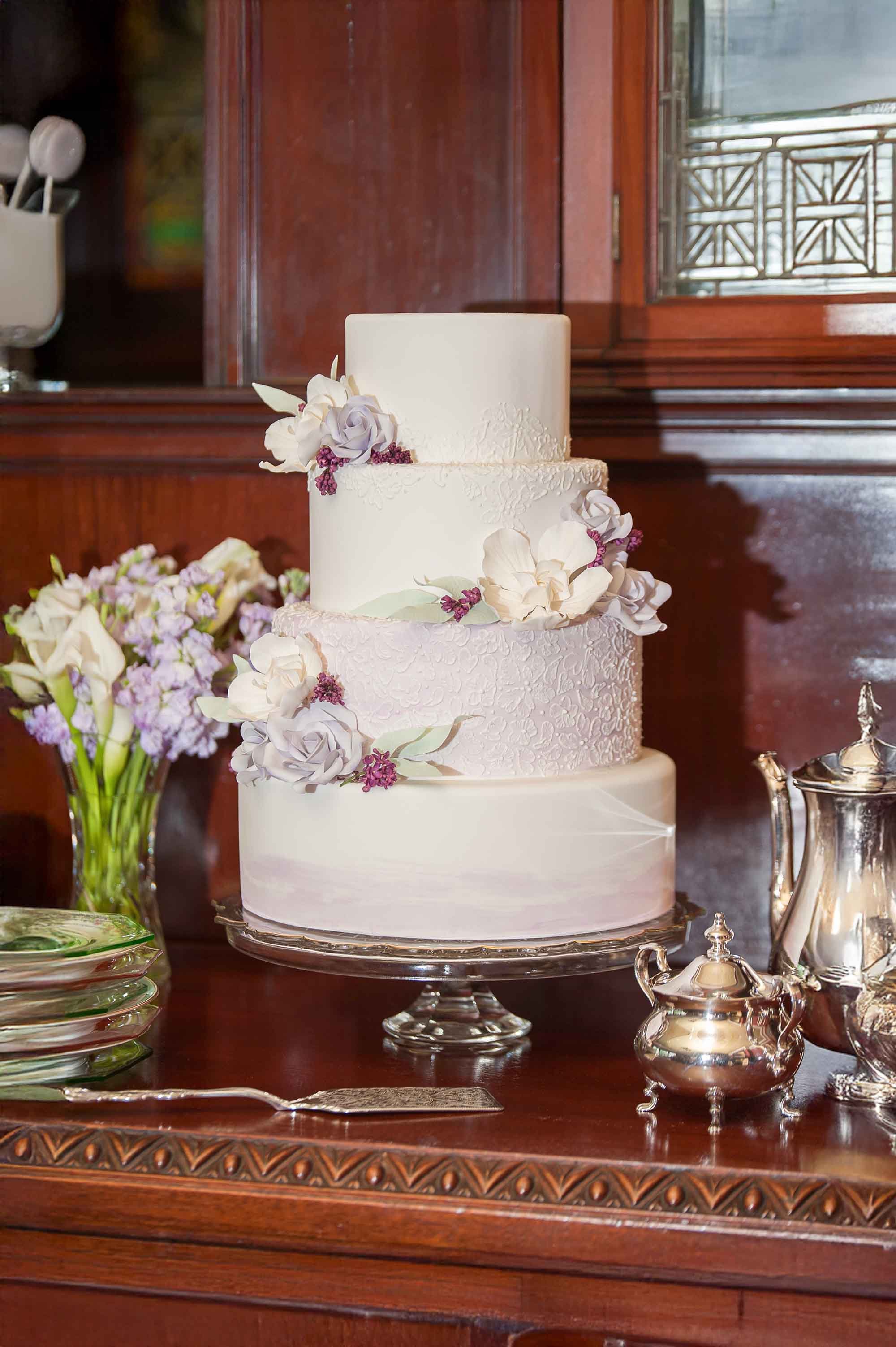 Wedding cakes chicago 60 photos - Astyledwedding.com Wedding cakes chicago 60 photos - Astyledwedding.com