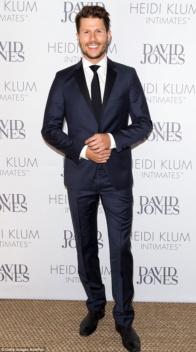 JASON DUNDAS