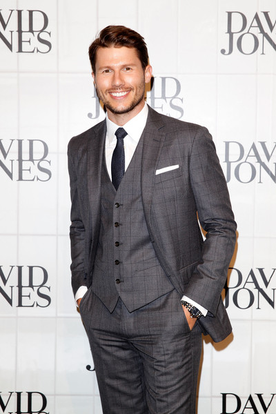 JASON DUNDAS
