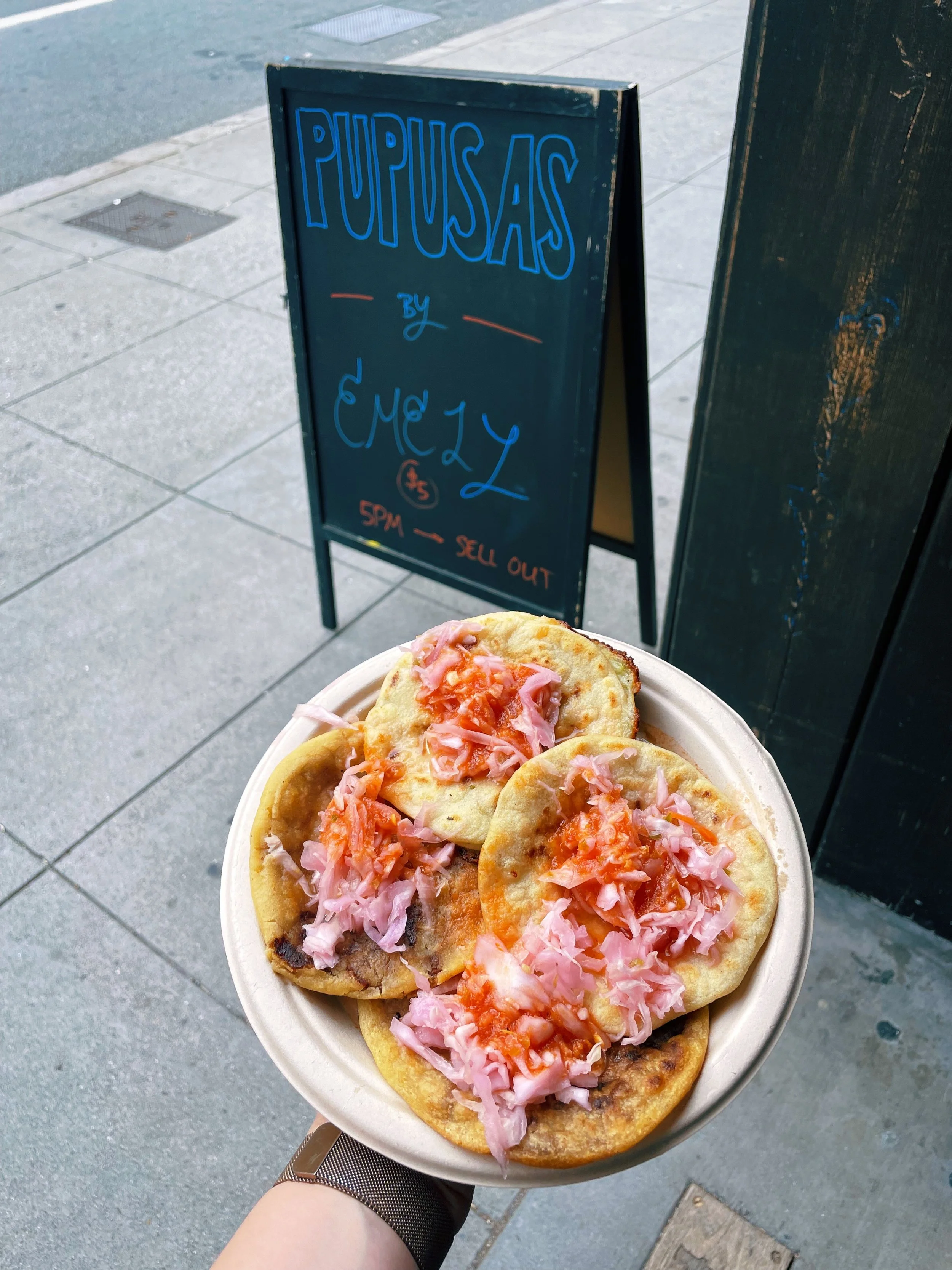 Emeli's Pupusas