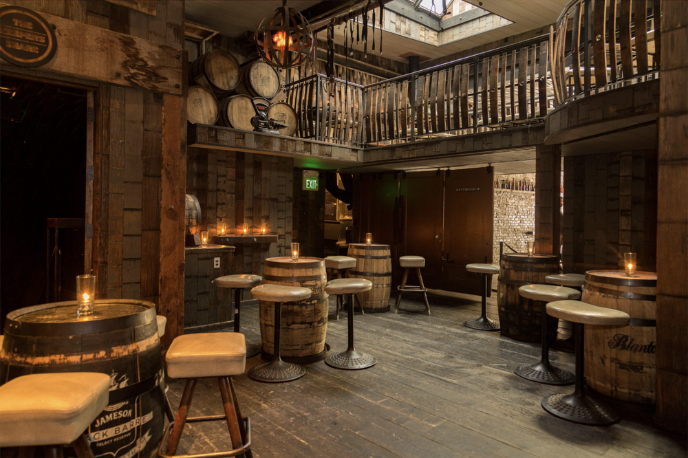 Bar photo 2