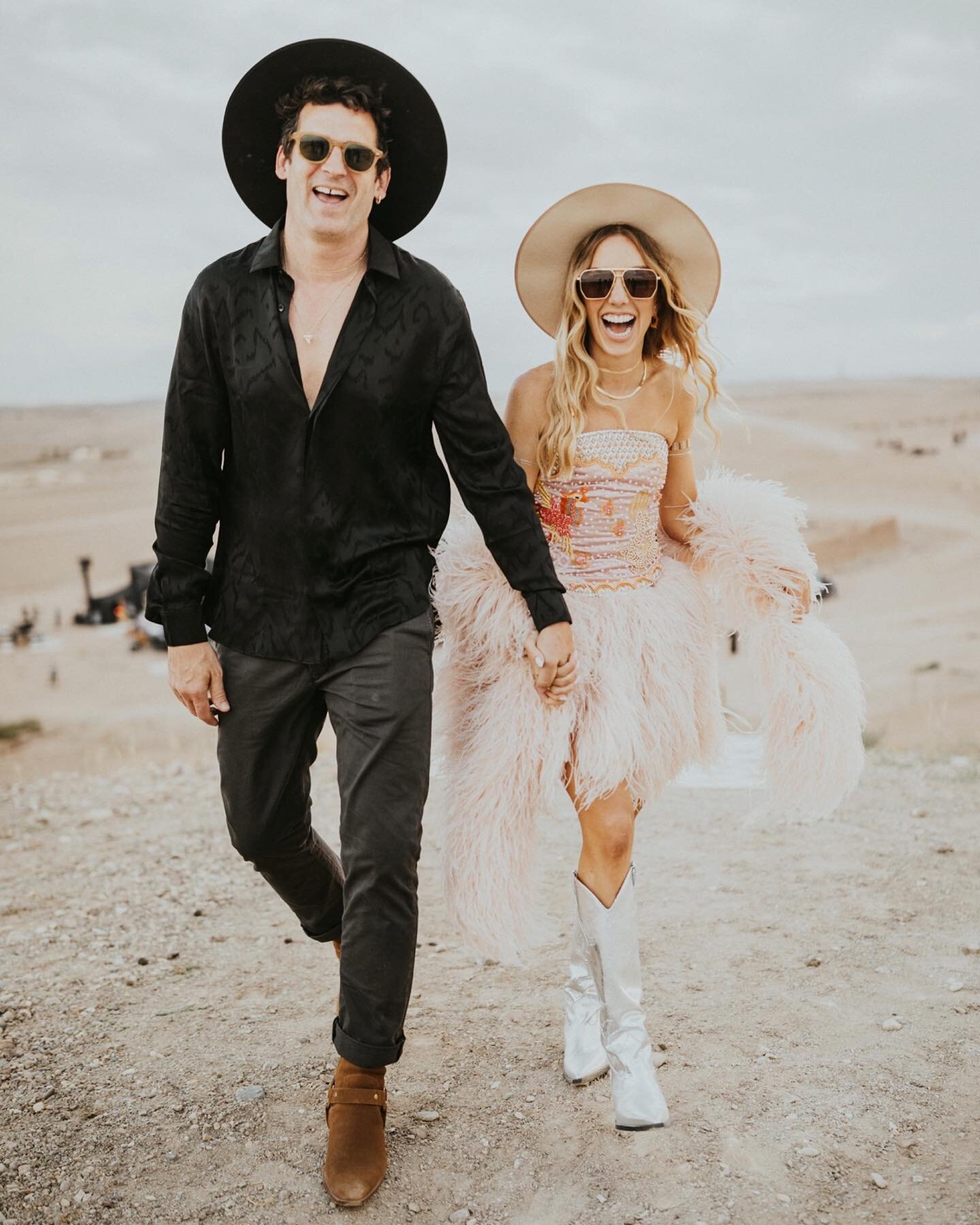 That Agafay desert x Burning Man x all the goodness, kind of feeling 🖤✌🏾

DREAM TEAM 💫
@croccaryan @fabrik_life
Photography @igordemba
Planner @boutiquesouk
@boutiquesouk_weddings 
Flowers @thebloomroom.marrakech 
Dress @anniesibiza 
Production @_