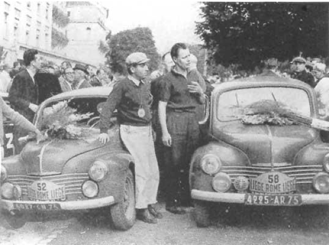 1954: Paul Condrillier & Jean Hébert i nr. 52 og Jean Rédélé & Louis Pons i nr. 58 med biler og blomster efter succes i Liege – Roma – Liege-løbet i 1954. Grundlaget for Rédélés senere satsning på Alpine-fabrikken byggede på erfaringerne fra de mange løb med den pumpede 4 CV. (Foto: http://luiscezar.blogspot.dk )