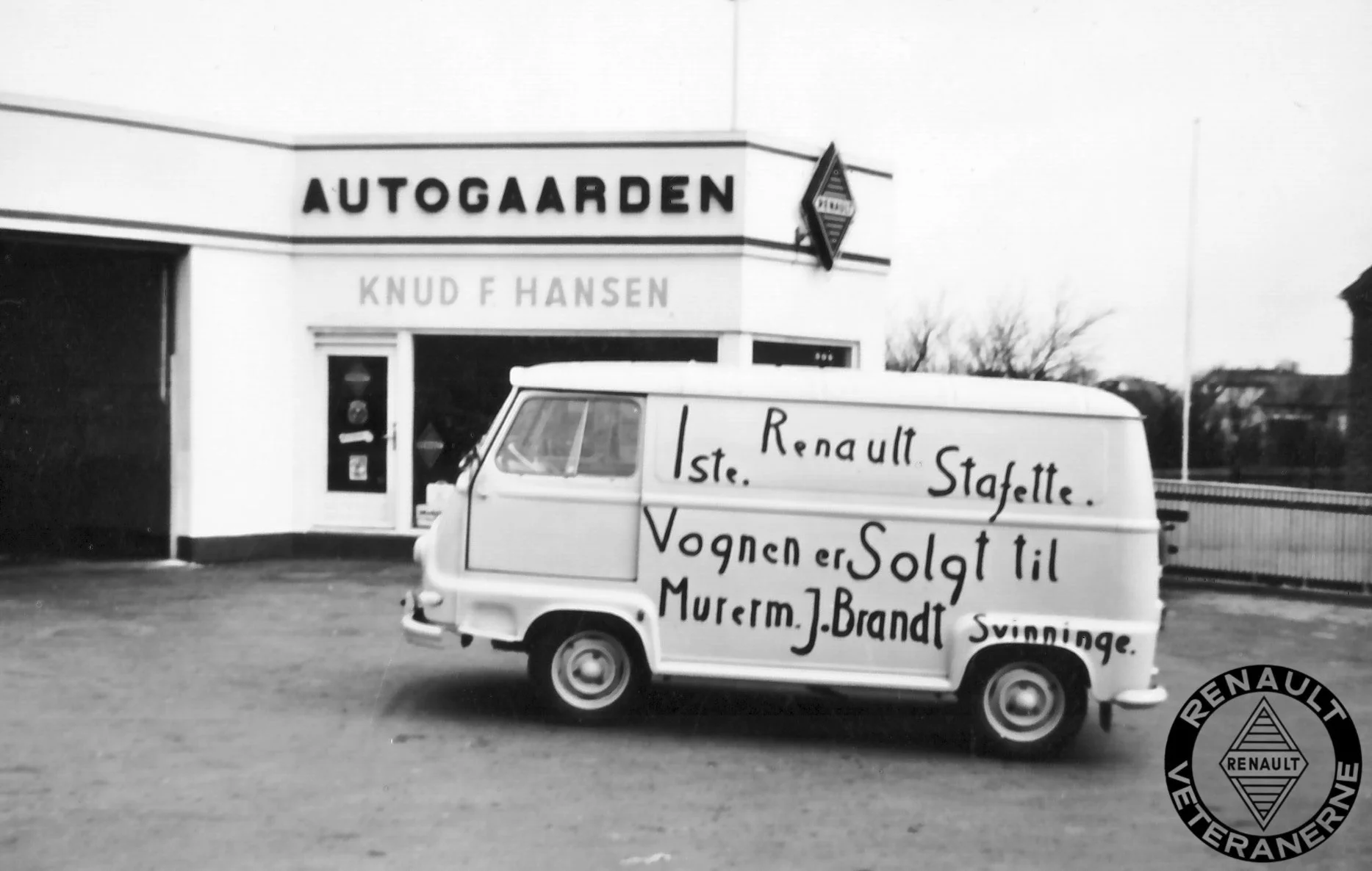 Den første Stafette i Danmark. Køberen var murermester Johs. Brandt, der i forvejen allerede havde en del Renaulter i sin flåde af køretøjer. Foto: Ole W. Hansen