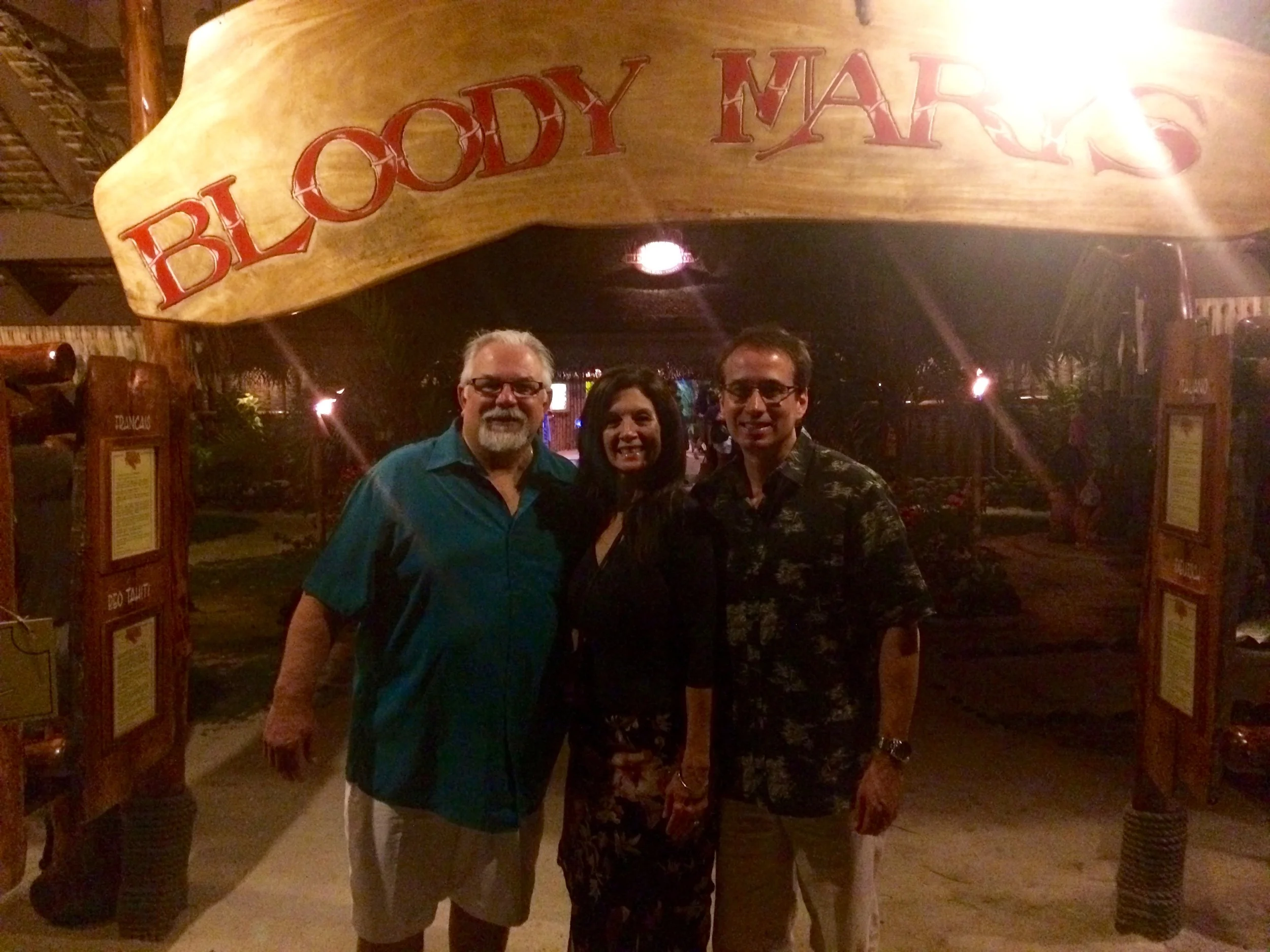 Archer Travel Reviews Corporate Magician Lou Serrano in Bora Bora