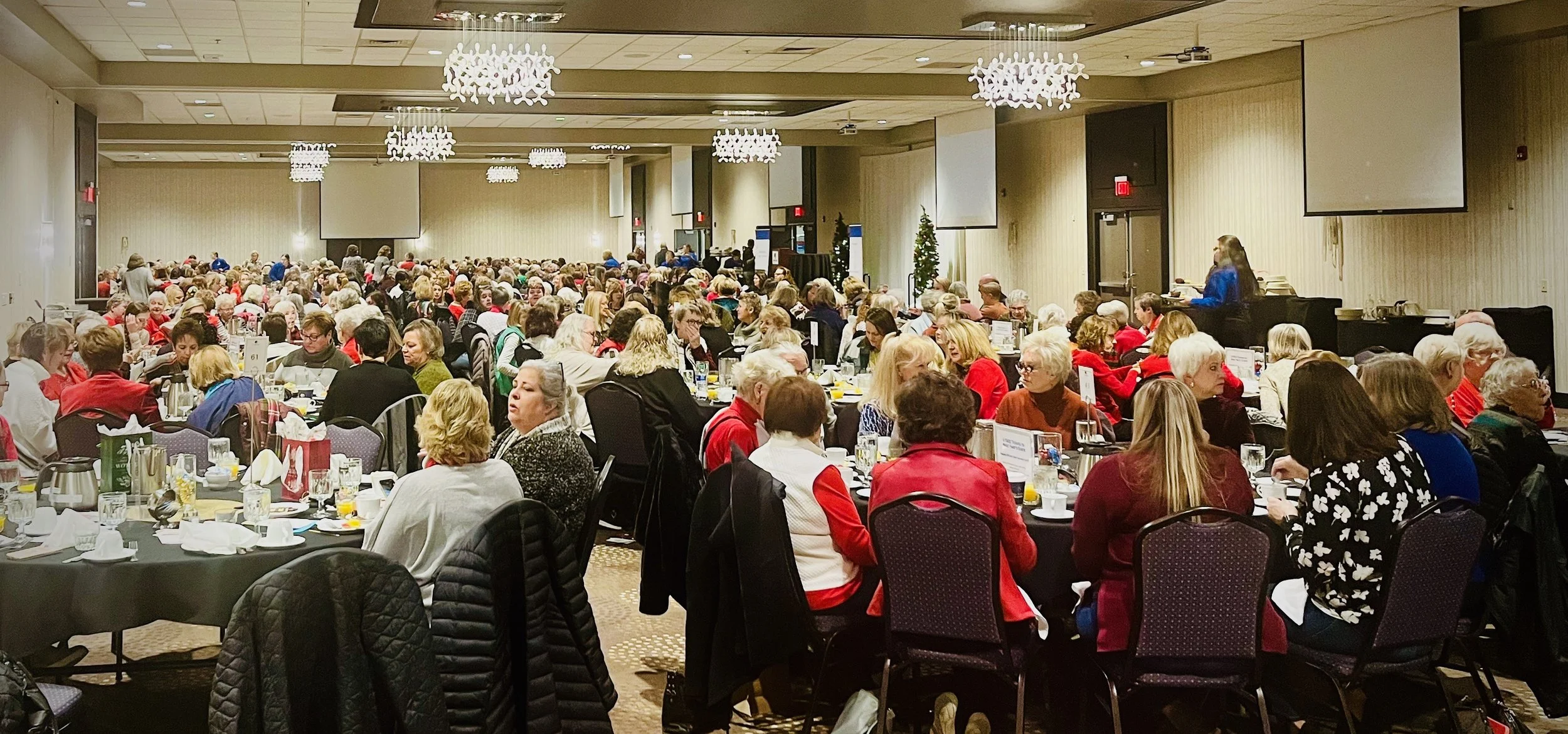 Transform Your Holiday Party into Pure Magic: Unforgettable Entertainment with Professional Magician &amp; Mentalist Lou Serrano