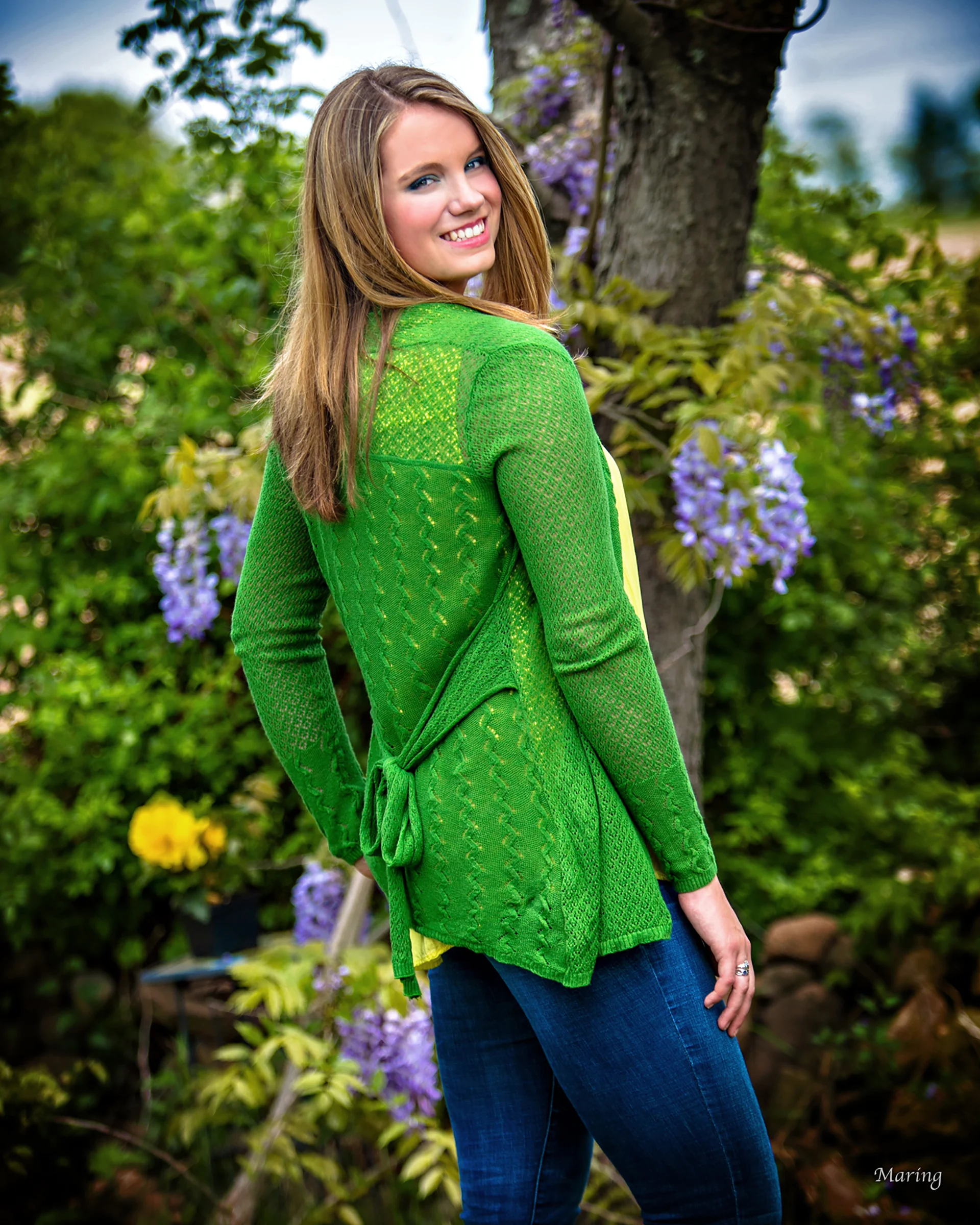 Senior Portraits by Maring