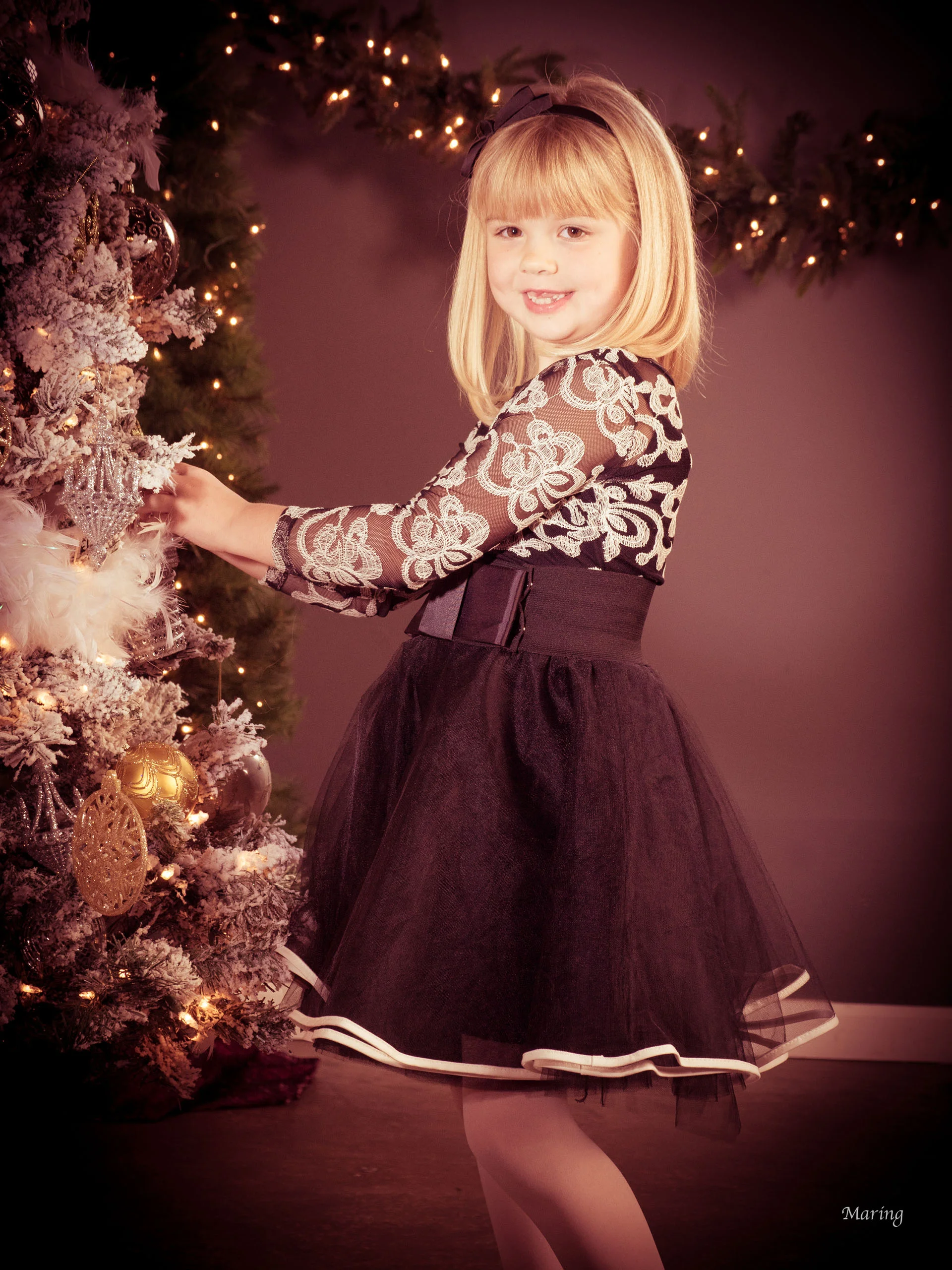 00002Holiday Portrait Photographer CT.jpg