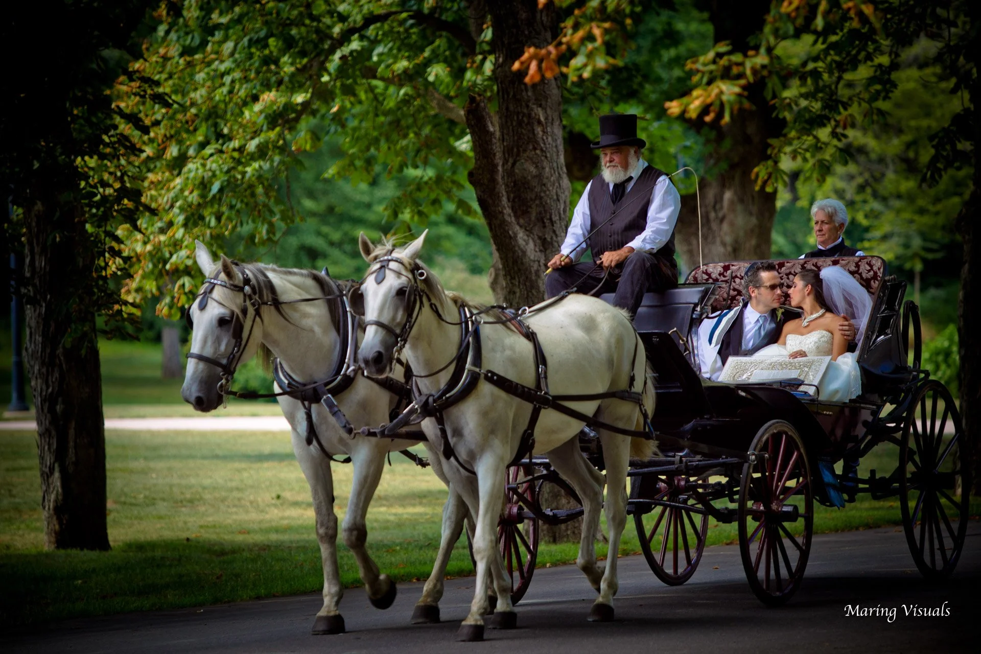 saint-clements-castle-horse-drawn-carriage-weddings.jpg