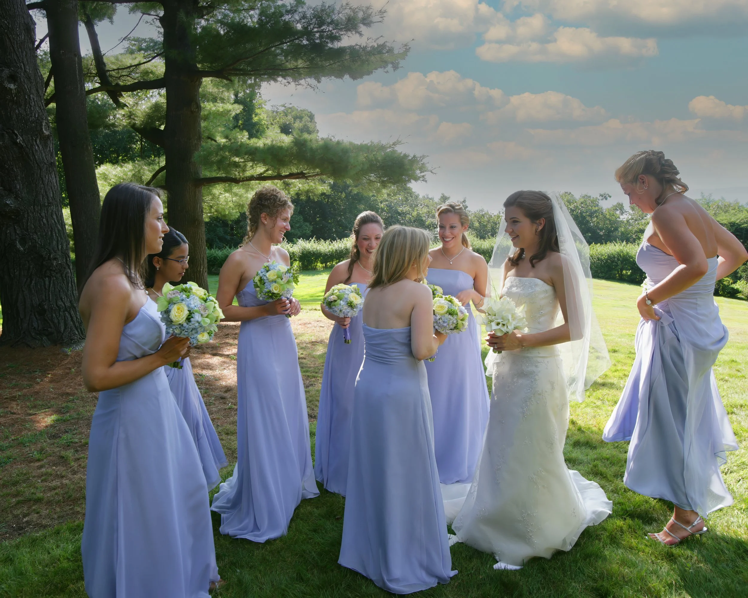 tappan-hill-wedding-photographer-bridal-party.jpg