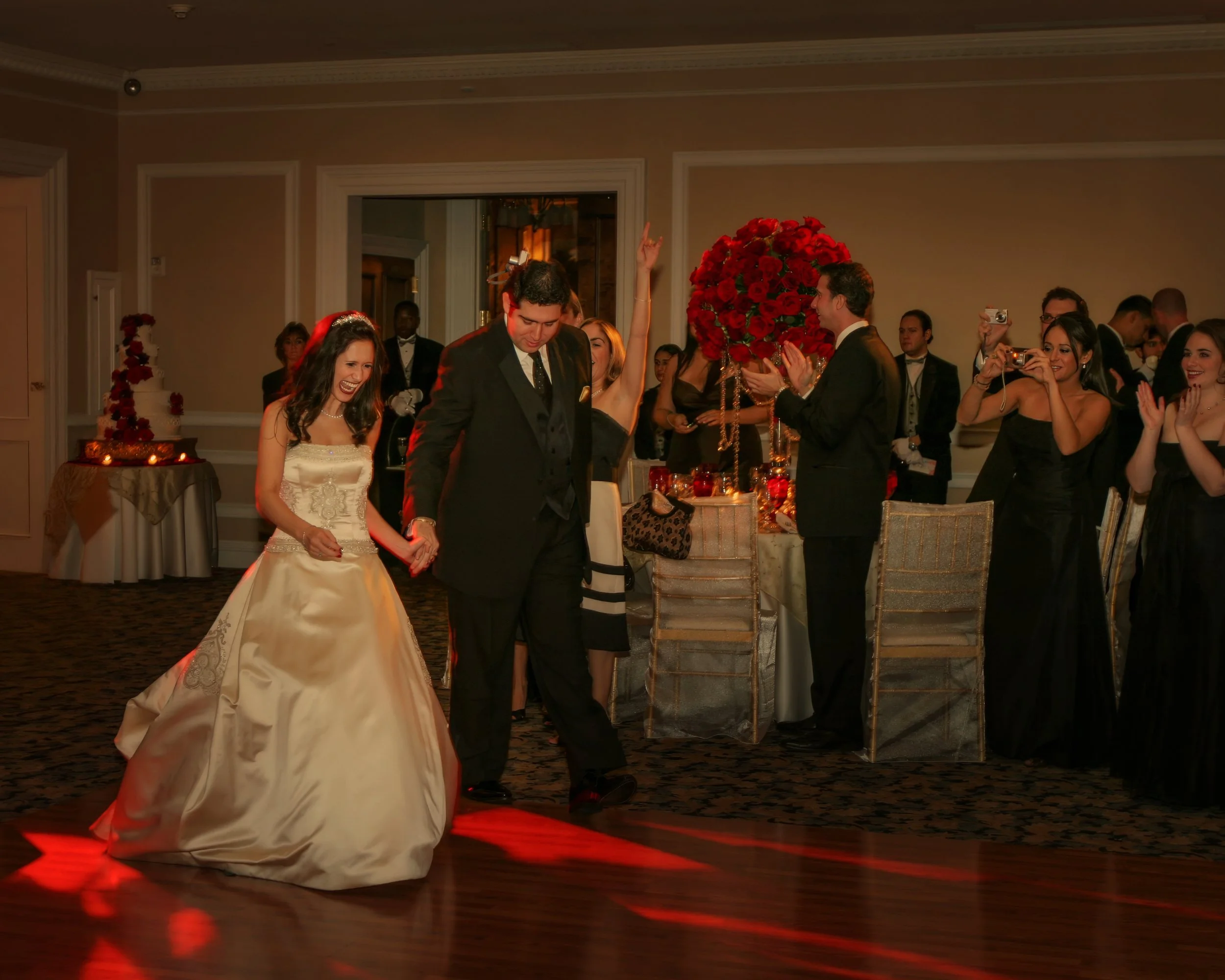 oheka-castle-wedding-photographer-first-dance-annoucdment.jpg