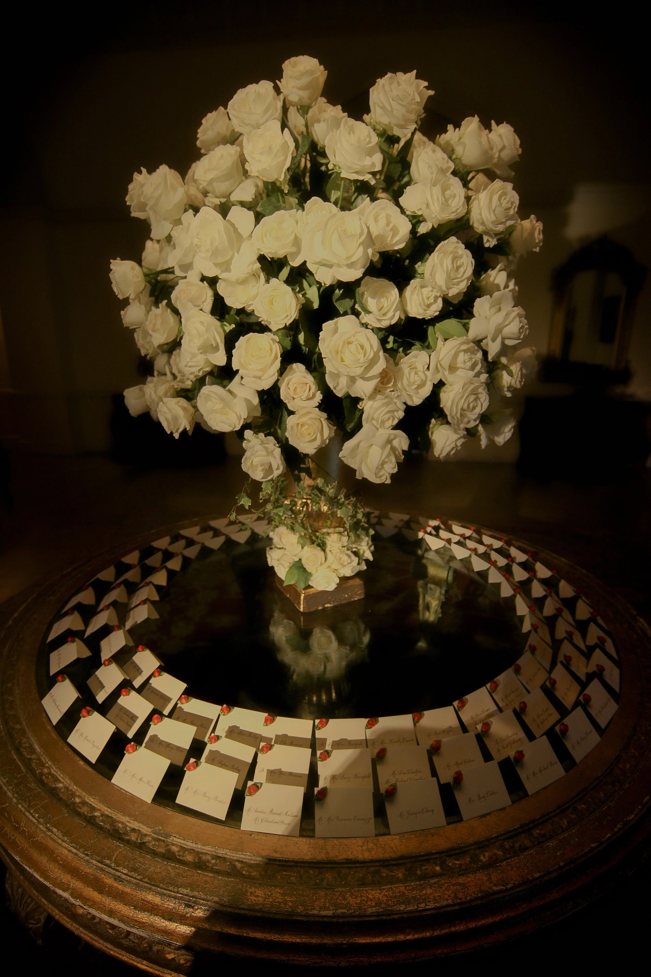 oheka-castle-wedding-photographer-foyer-floral.jpg