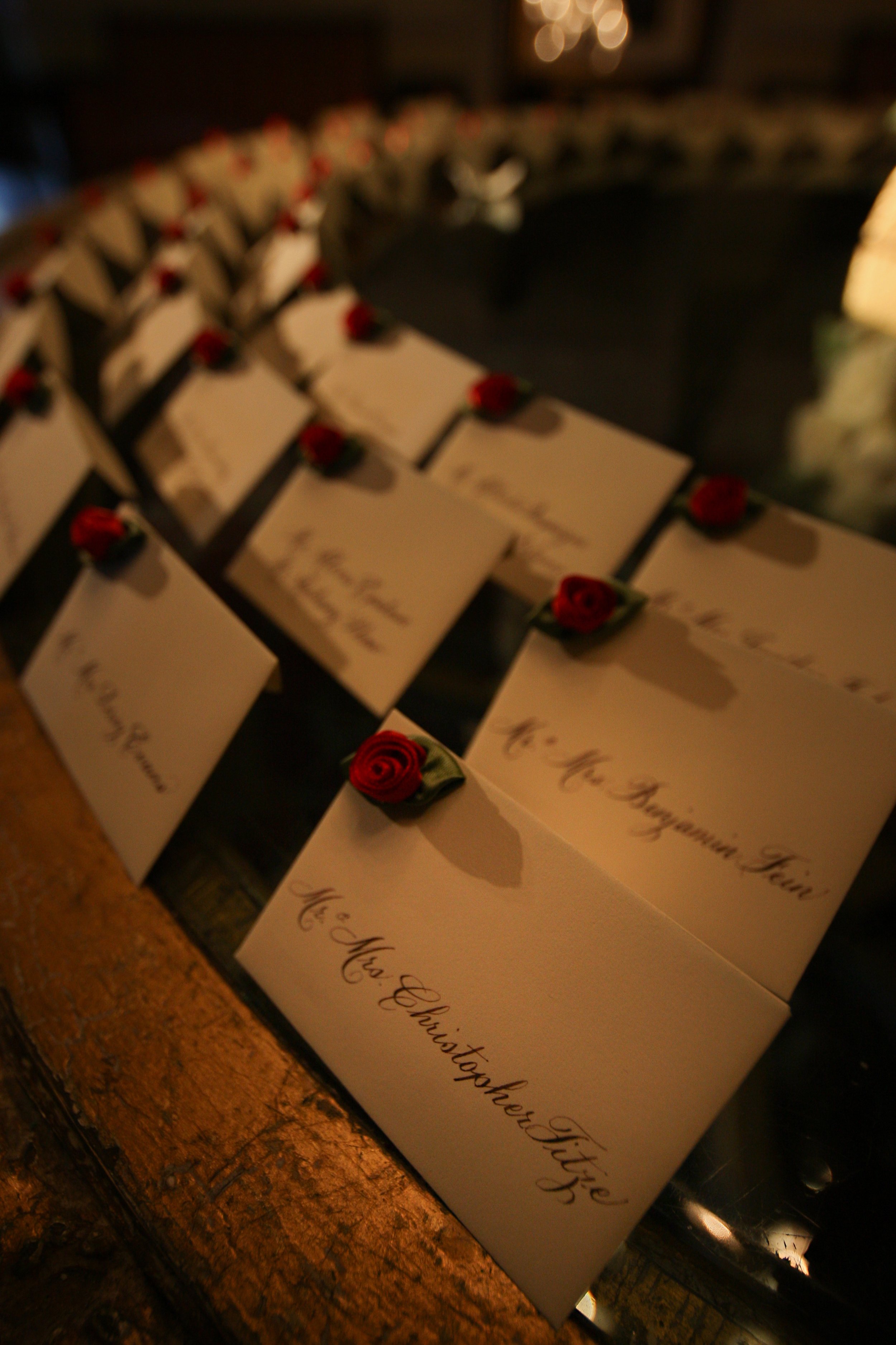oheka-castle-wedding-photographer-place-cards.jpg